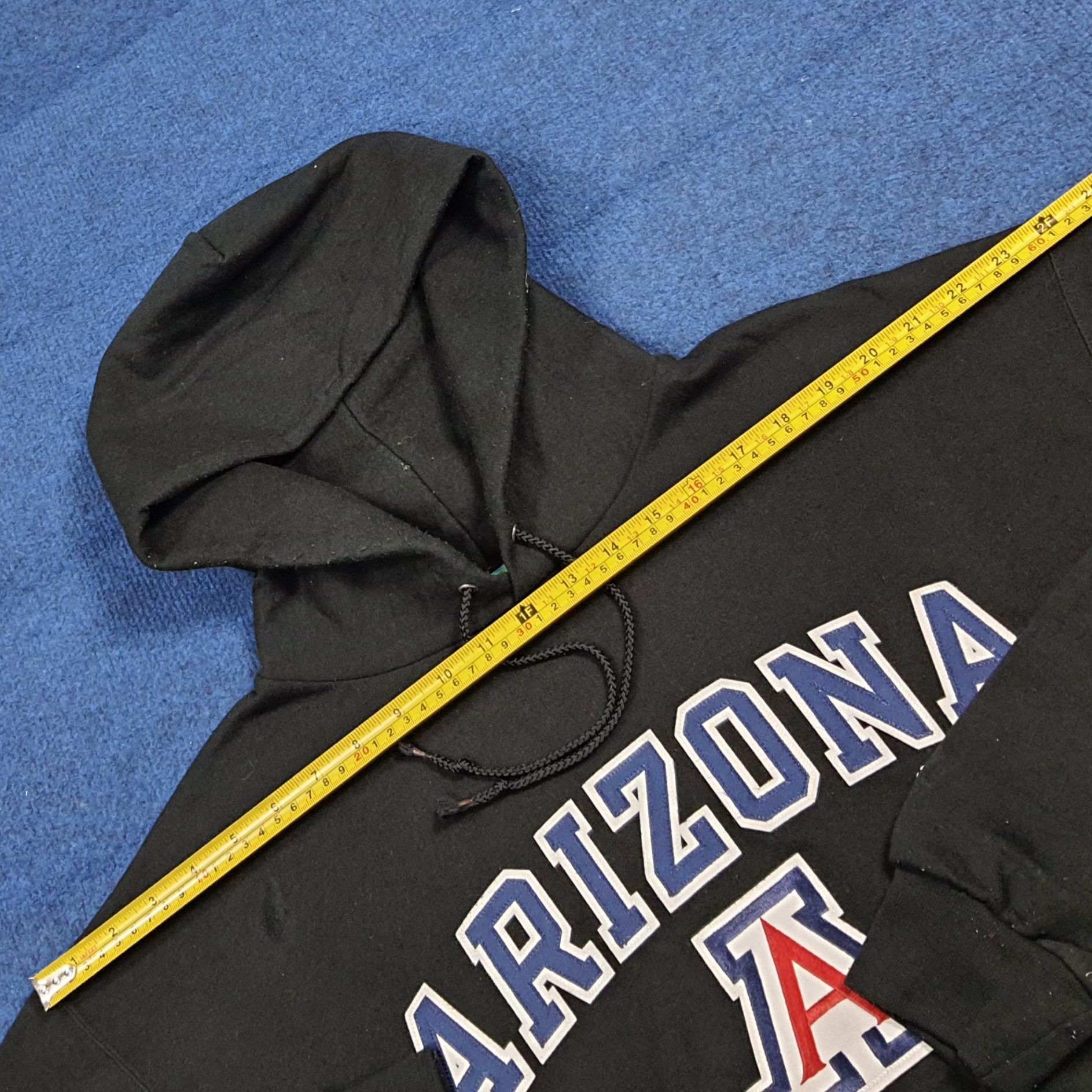 Champion Vintage Champion Arizona Wildcats Basketball Hoodie C286N22 Size US L / EU 52-54 / 3 - 7 Thumbnail
