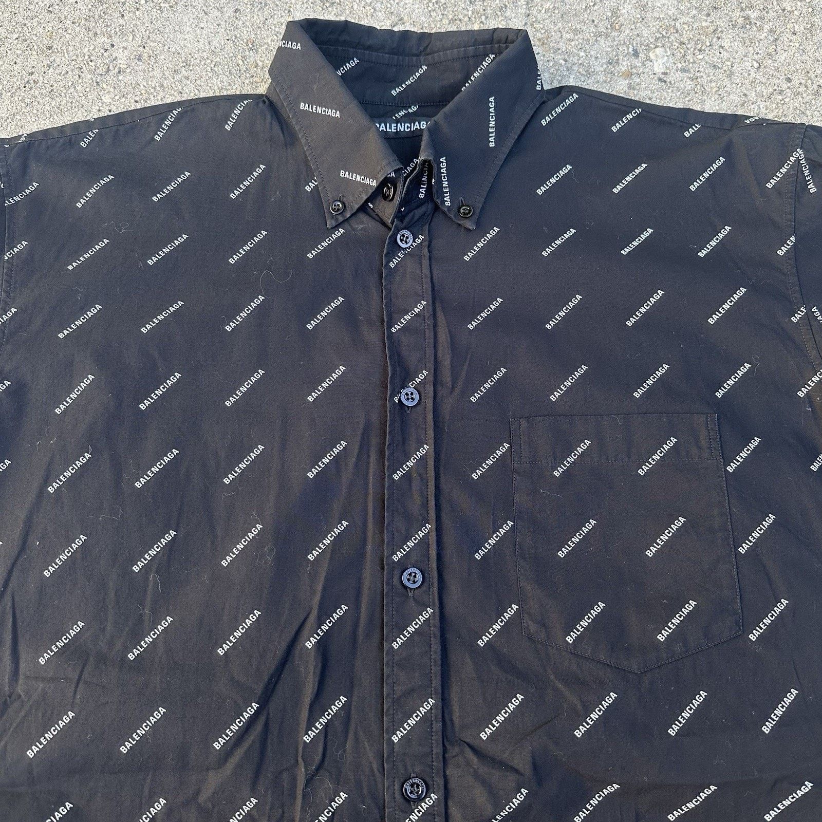 Balenciaga Balenciaga All Over Print Short Sleeve Black Shirt Sz 38 Size US M / EU 48-50 / 2 - 1 Thumbnail