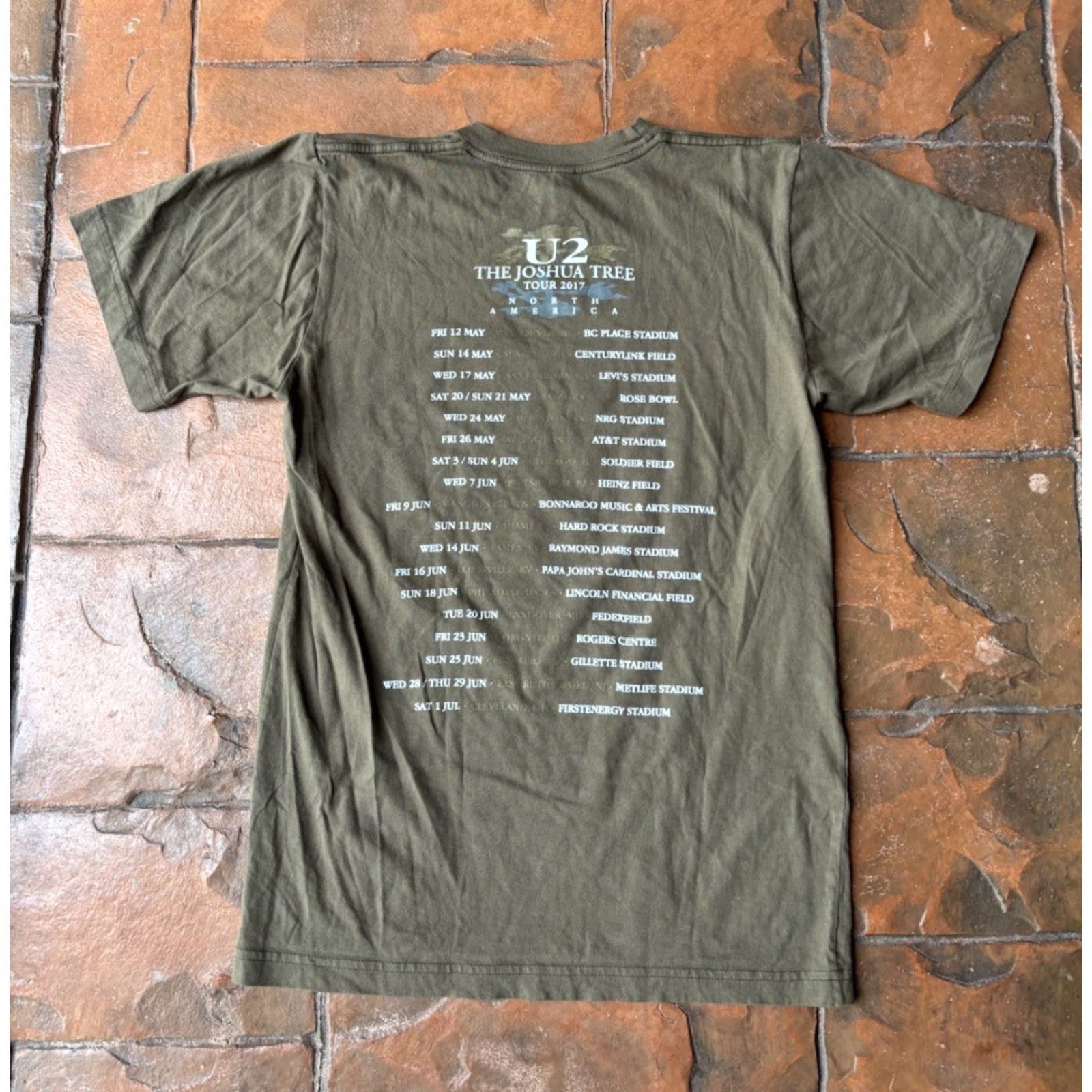 Vintage U2 Joshua Tree 2017 Concert Band T-Shirt Small Crew Neck Short Sleeve Men Regular Brown 2-Sided USA Official Tour Vintage: No Size US S / EU 44-46 / 1 - 3 Thumbnail