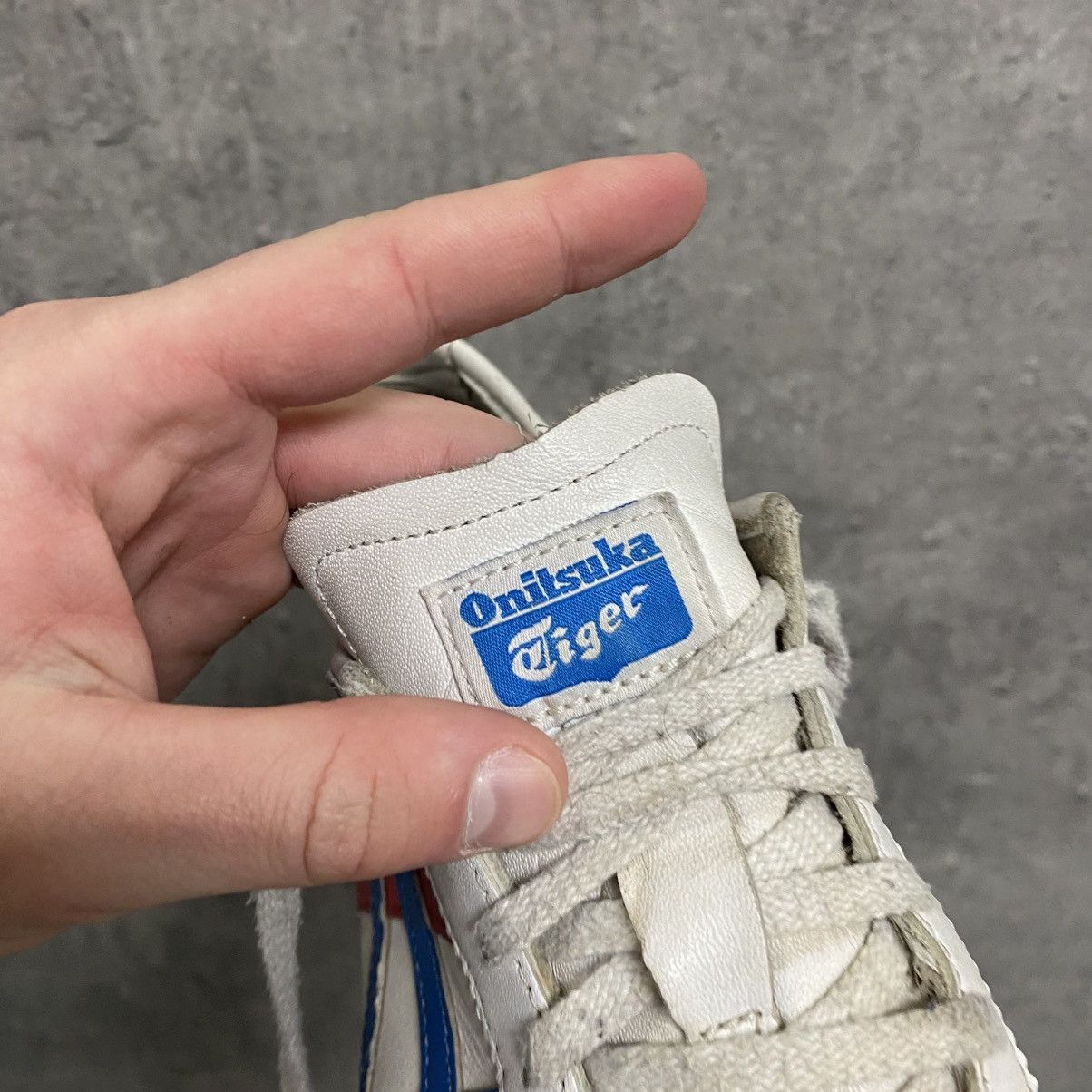 Asics Asics Onitsuka Tiger Mexico 66 Low Top Sneakers Vintage Size US 10 / EU 43 - 15 Thumbnail