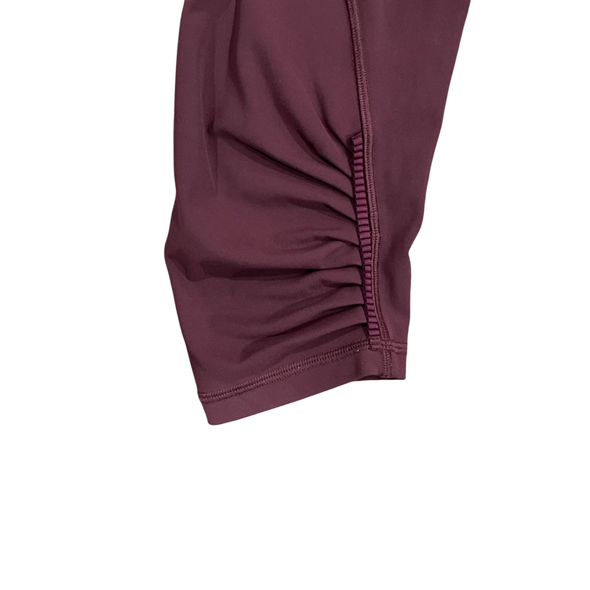 Lululemon 𝓛𝓾𝓵𝓾𝓵𝓮𝓶𝓸𝓷 Play Off The Pleats Tight *25"Redwood Siz Size 30" / US 8 / IT 44 - 8 Thumbnail