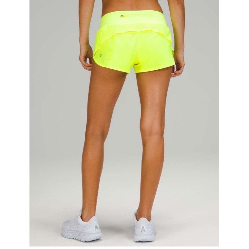 Lululemon 𝓛𝓾𝓵𝓾𝓵𝓮𝓶𝓸𝓷 Speed Up Low-Rise Short Size 6 2.5" inse Size 26" / US 2 / IT 38 - 2 Thumbnail