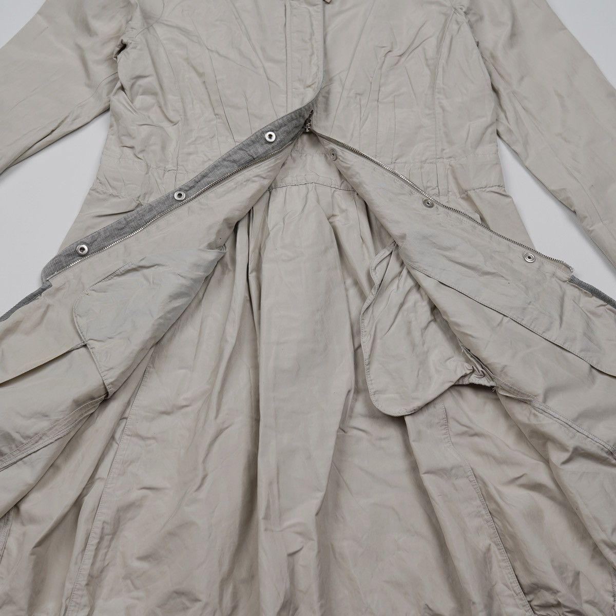 Brunello Cucinelli Brunello Cucinelli Nylon Jacket Coat Hooded Size XL / US 12-14 / IT 48-50 - 7 Thumbnail