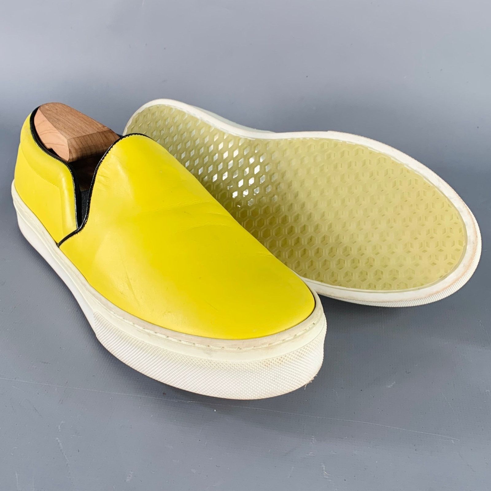 Celine CELINE Size 9 Yellow Leather Slip On Sneakers Size US 9 / EU 42 - 5 Thumbnail