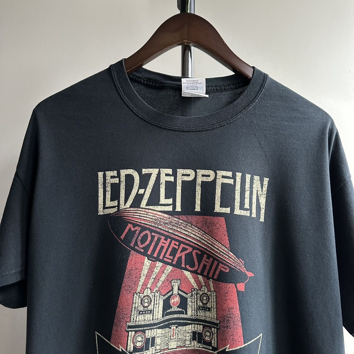 Band Tees × Led Zeppelin × Vintage Vintage 2007 Led Zeppelin Mothership Band Tee Size US L / EU 52-54 / 3 - 2 Thumbnail