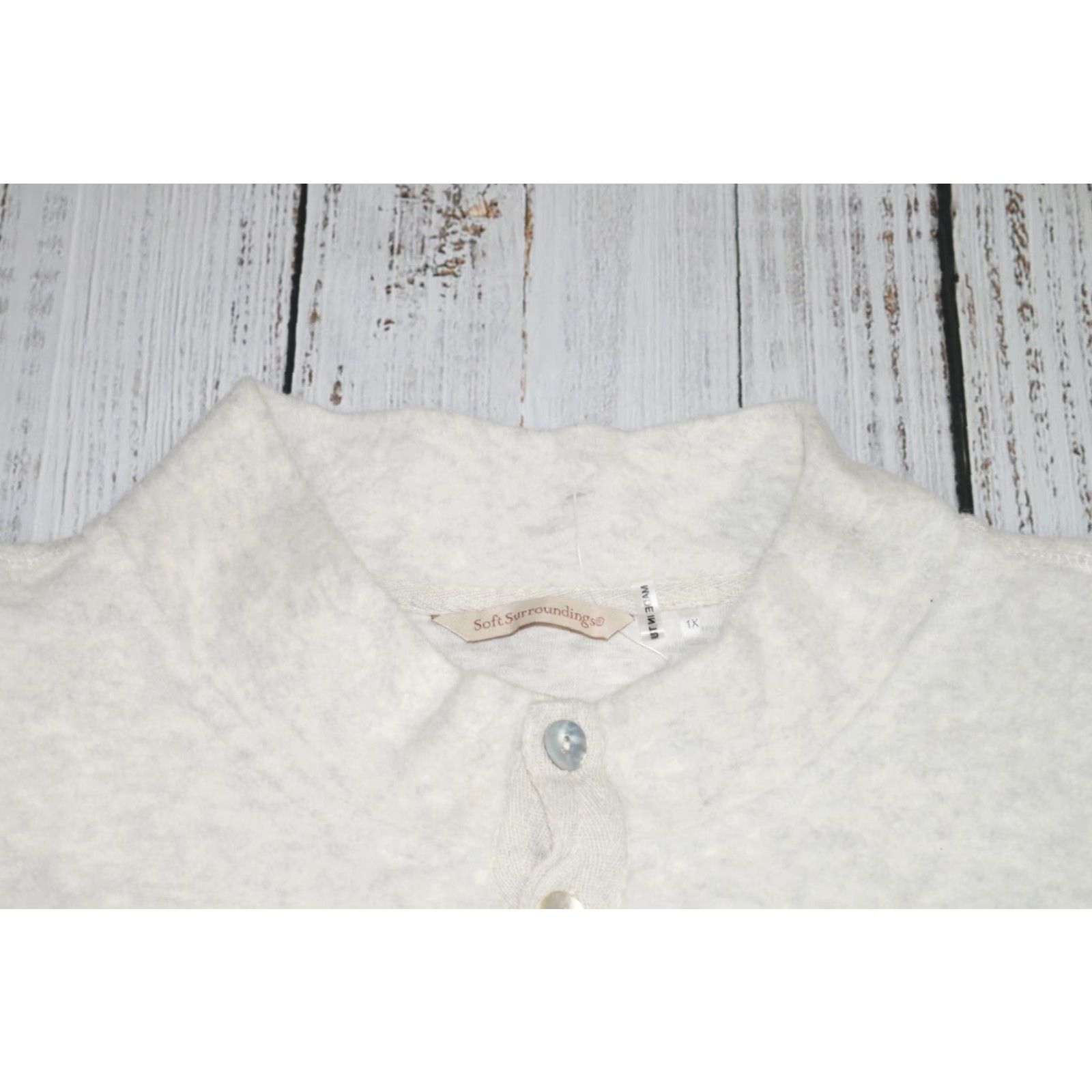 Soft Surroundings SOFT SURROUNDINGS WOMENS SWEATER XL MOCK NECK GREY FLEECE 1/4 PEARL BUTTON 1X WARM Size XL / US 12-14 / IT 48-50 - 2 Thumbnail