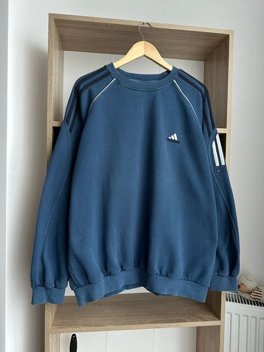 Vintage navy adidas discount sweatshirt