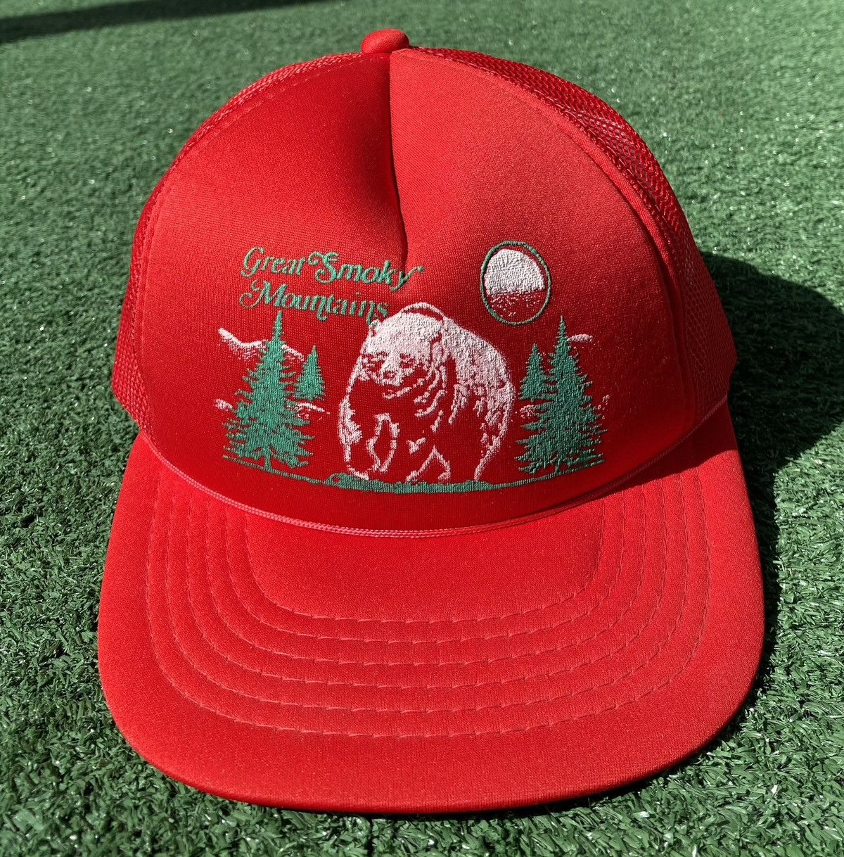 Other Vintage 80’s Great Smokey Mountains Bear Nature Trucker Hat Size ONE SIZE - 1 Thumbnail
