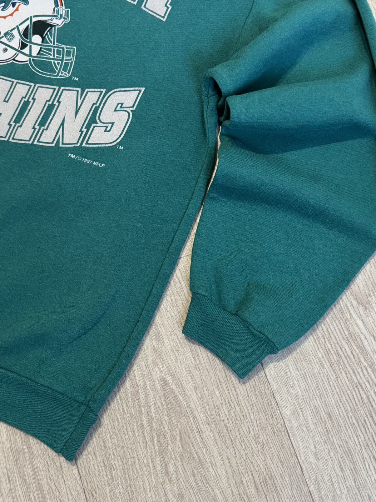 Vintage 🔷Vintage Miami Dolphins NFL Sweatshirt 90s🔷 Size US M / EU 48-50 / 2 - 2 Thumbnail