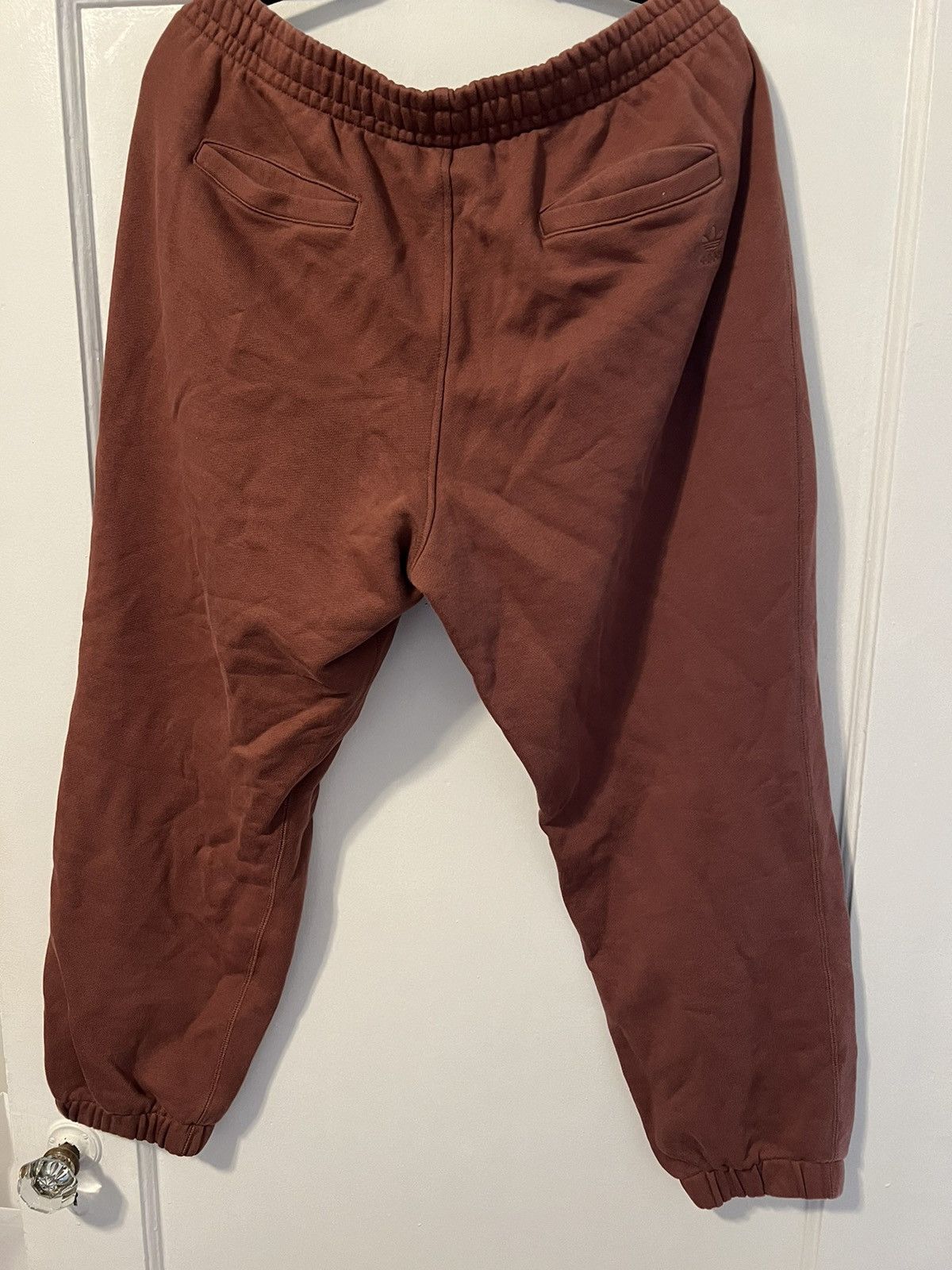Human race joggers online