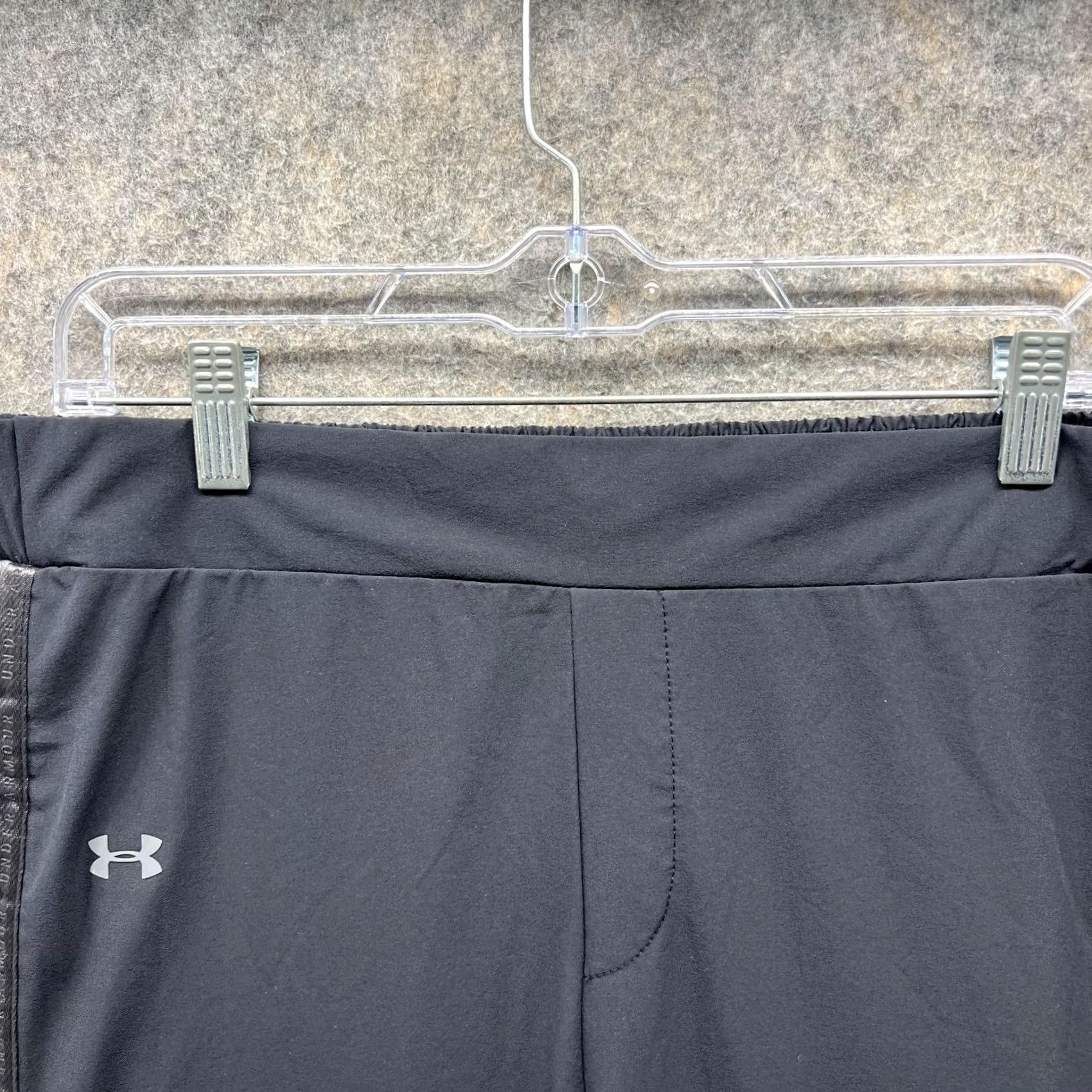 Under Armour Under Armour Pants Women Large Black Athletic Stretch Heatgear Loose Fit UA Regular Inseam 31 in Pockets Belted? Size 36" / US 14 / IT 50 - 5 Thumbnail