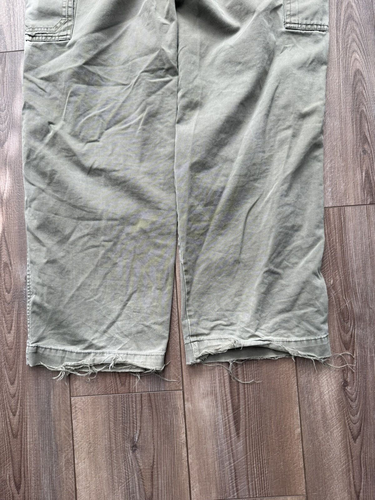 Old Navy y2k military green baggy cargo pants from old navy Size US 30 / EU 46 - 6 Thumbnail