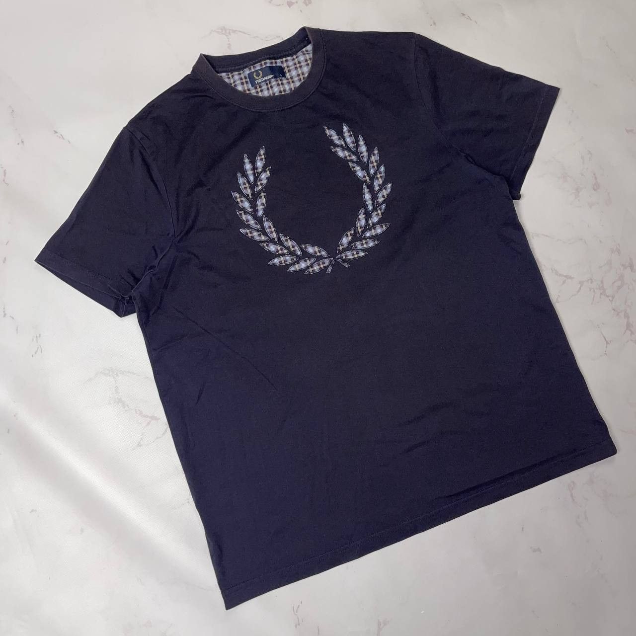 Fred Perry Fred Perry Vintage fred perry tshirt big logo 90s sz L Size US L / EU 52-54 / 3 - 2 Thumbnail