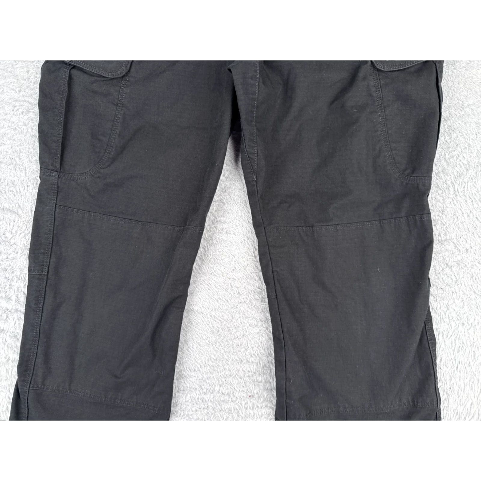 Vintage 5.11 Tactical Pants Women 12 Black Rip-Stop Cargo LEO EMT Double Knee 32x26 Cargo Pants Women Black 12 5.11 Tactical Size 34" / US 12 / IT 48 - 3 Thumbnail