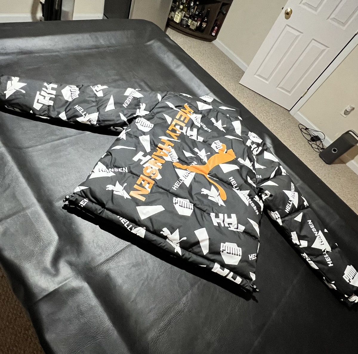 Helly Hansen × Puma PUMA x HELLY HANSEN JACKET Size US L / EU 52-54 / 3 - 4 Thumbnail