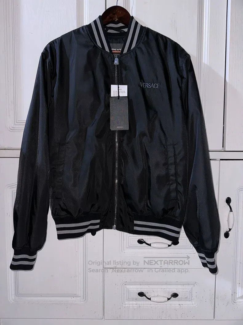 Versace Versace Logo back embroidered dragon brocade cotton jacket Size US M / EU 48-50 / 2 - 2 Thumbnail