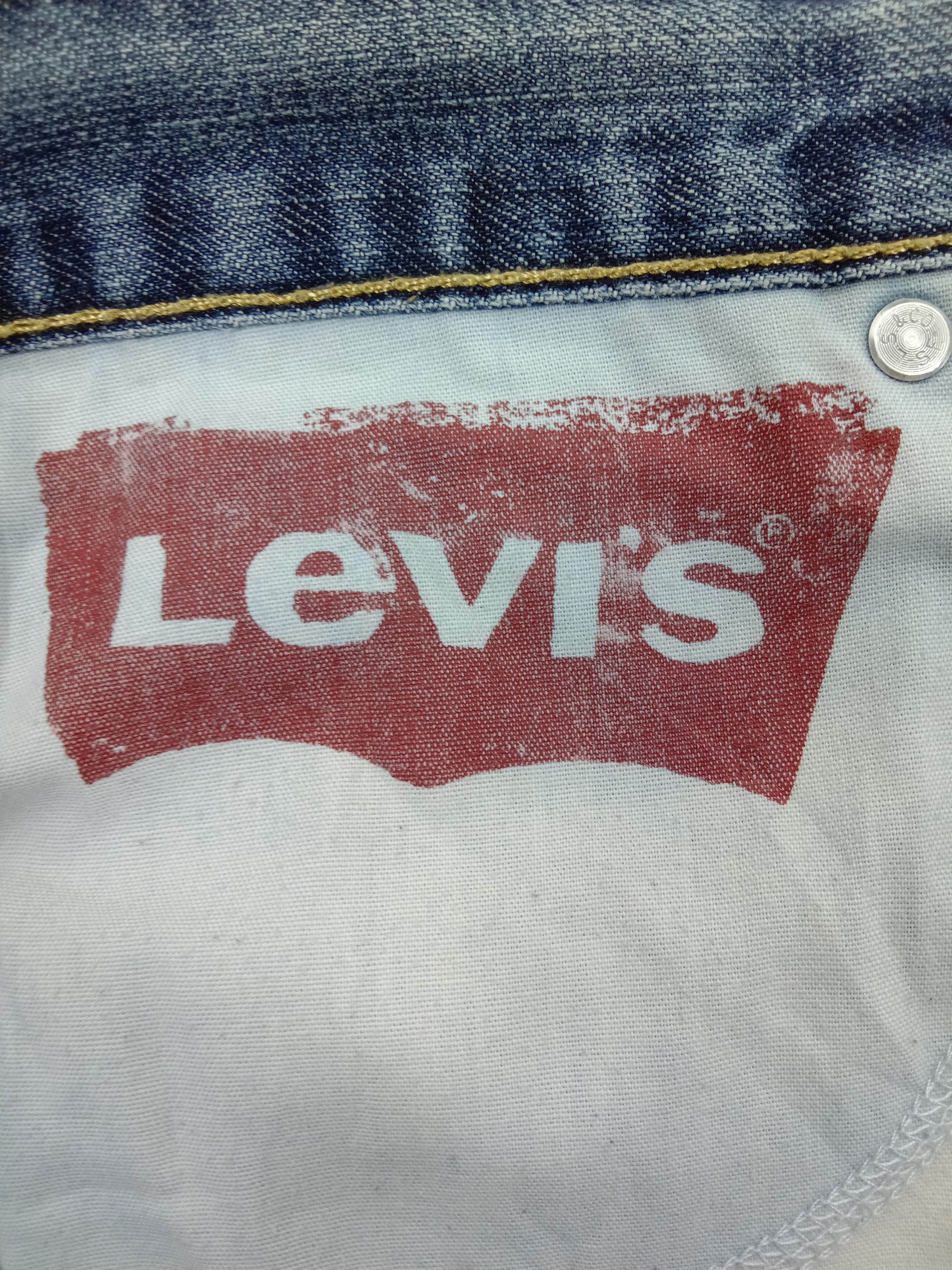 Levi's Vintage Levi's 550 Jeans Blue Wash Relaxed Fit Denim Size US 31 - 11 Thumbnail