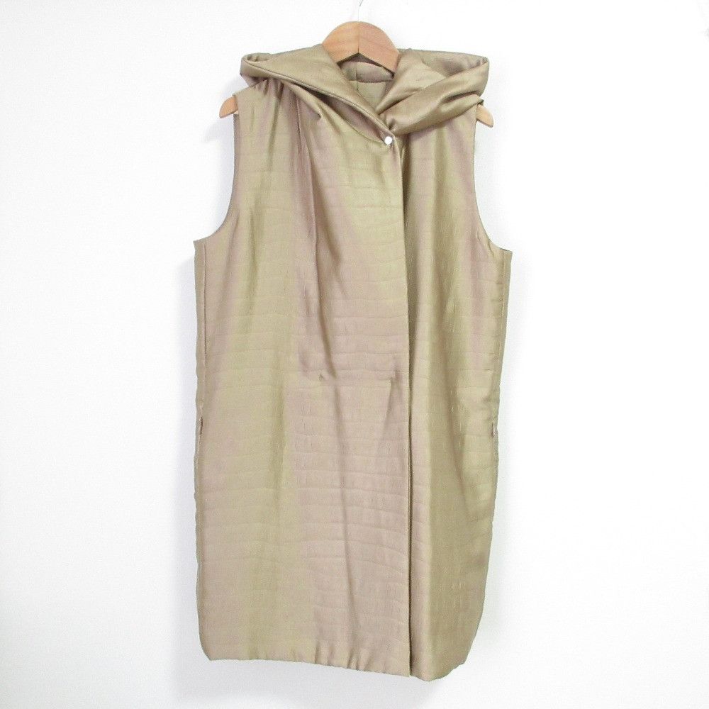 Max Mara MaxMara Max Mara Sleeveless Jacket Vest Others Outerwear DUTY FREE for USA Size ONE SIZE - 1 Thumbnail