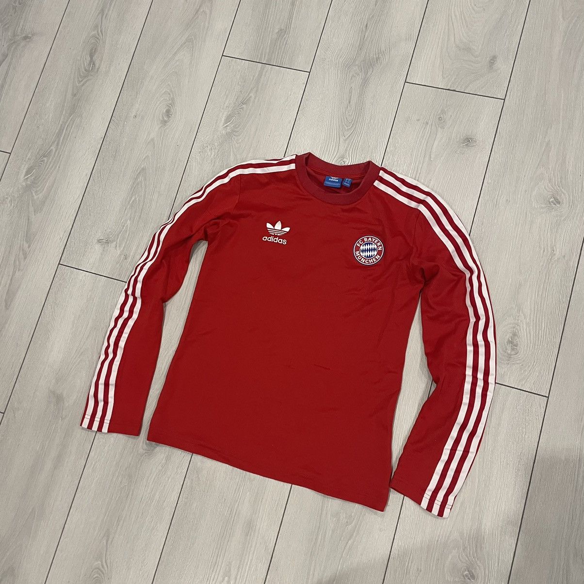 Adidas Adidas Bayern Munchen longsleeve jersey tee shirt goalkeeper Size US S / EU 44-46 / 1 - 1 Thumbnail