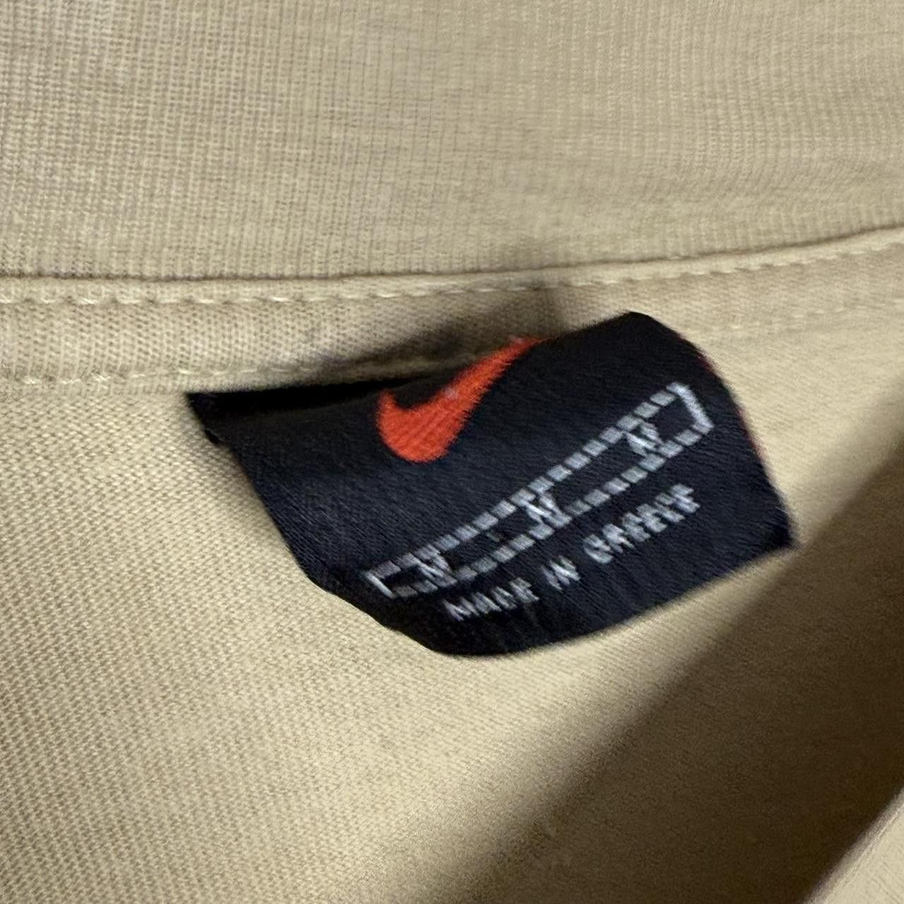 Nike Nike Vintage 90s Swoosh T shirt Tee Beige Size US L / EU 52-54 / 3 - 3 Thumbnail