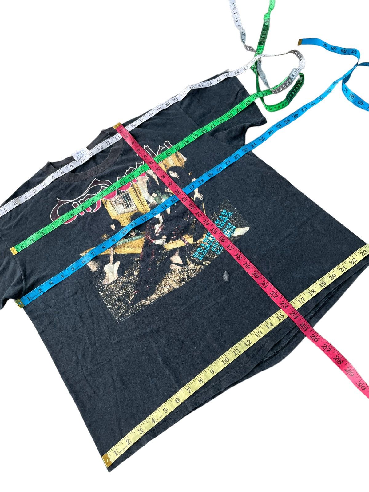 Band Tees VTG 90 Cinderella Heartbreak Station World Tour 1991 Size US XL / EU 56 / 4 - 16 Thumbnail