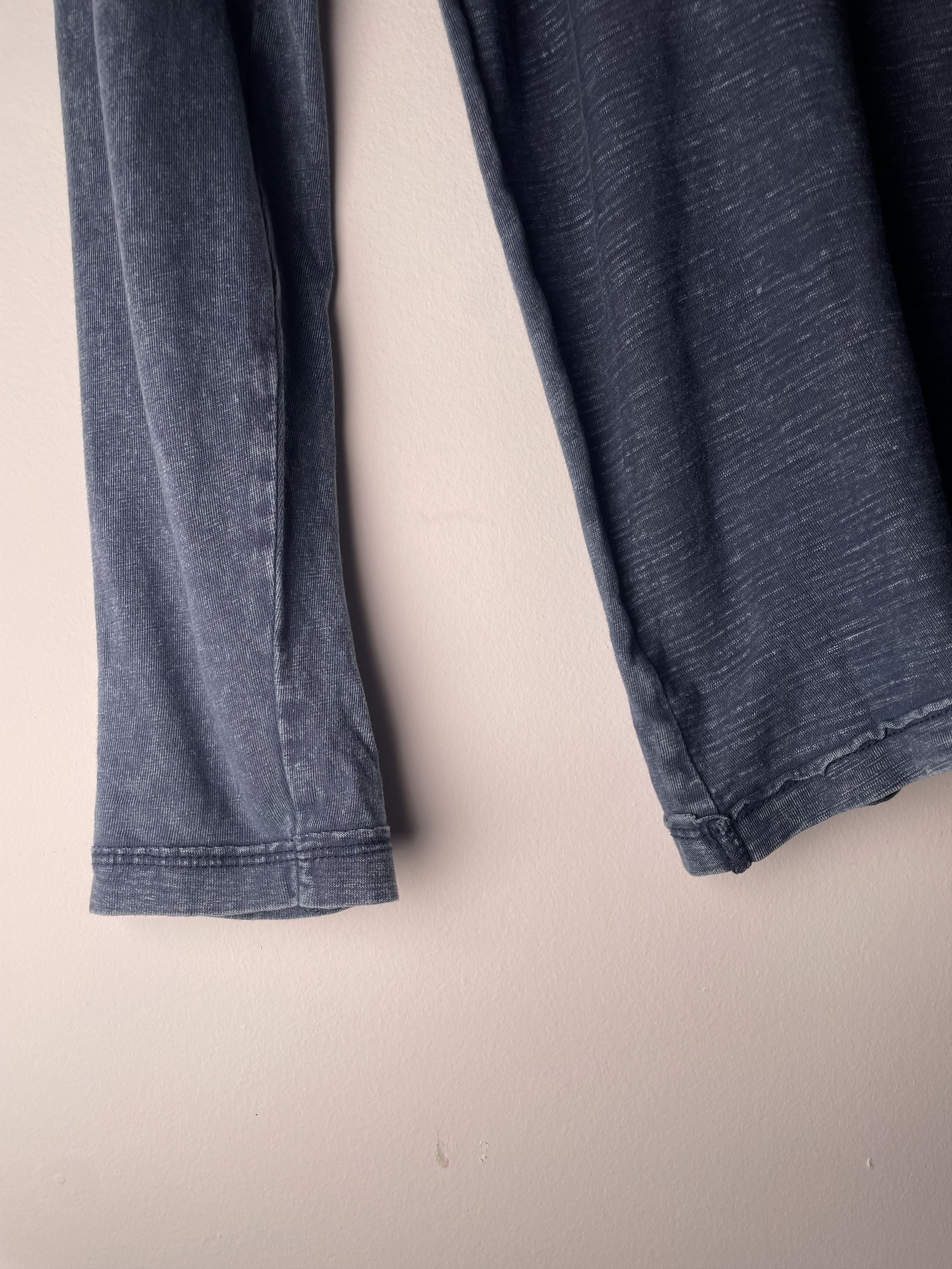 MBX MBX Denim Wear Distressed Indigo Long Sleeve Henley Shirt Sm Size US S / EU 44-46 / 1 - 7 Thumbnail