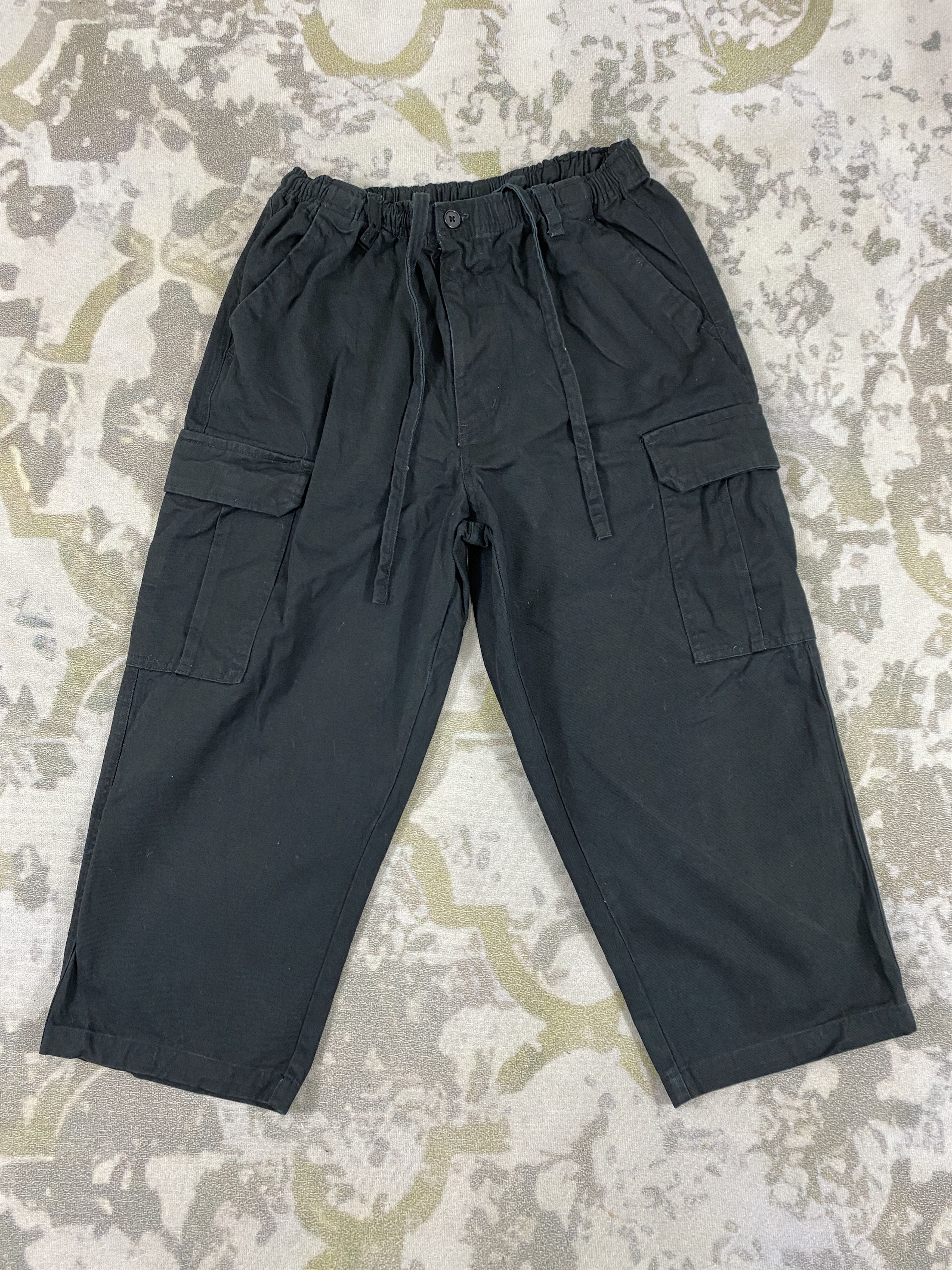 Japanese Brand Japanese Brand Shorts Multipocket Drawstring Pants -CP307 Size US 26 / EU 42 - 1 Thumbnail