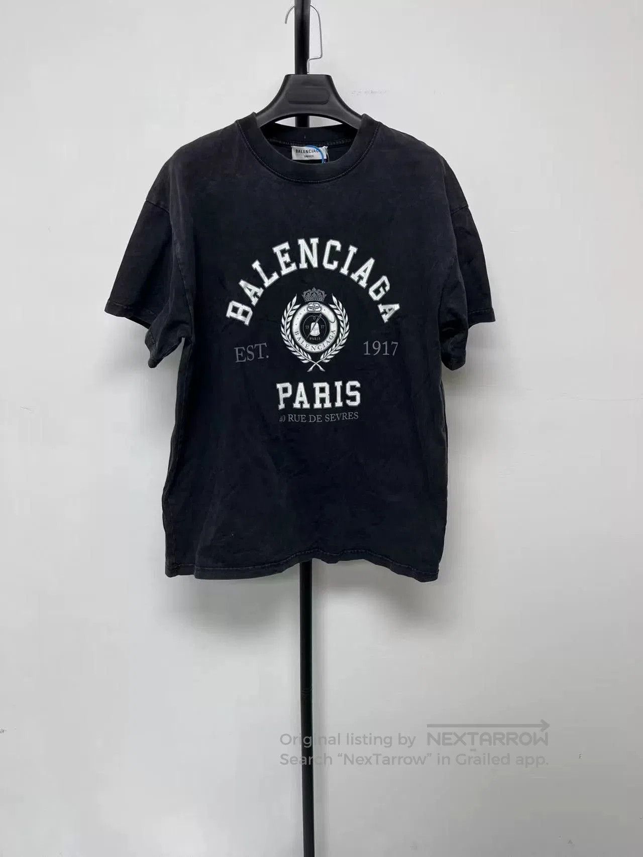 Balenciaga Balenciaga 1917 Logo Distressed Print T. Size M / US 6-8 / IT 42-44 - 1 Thumbnail