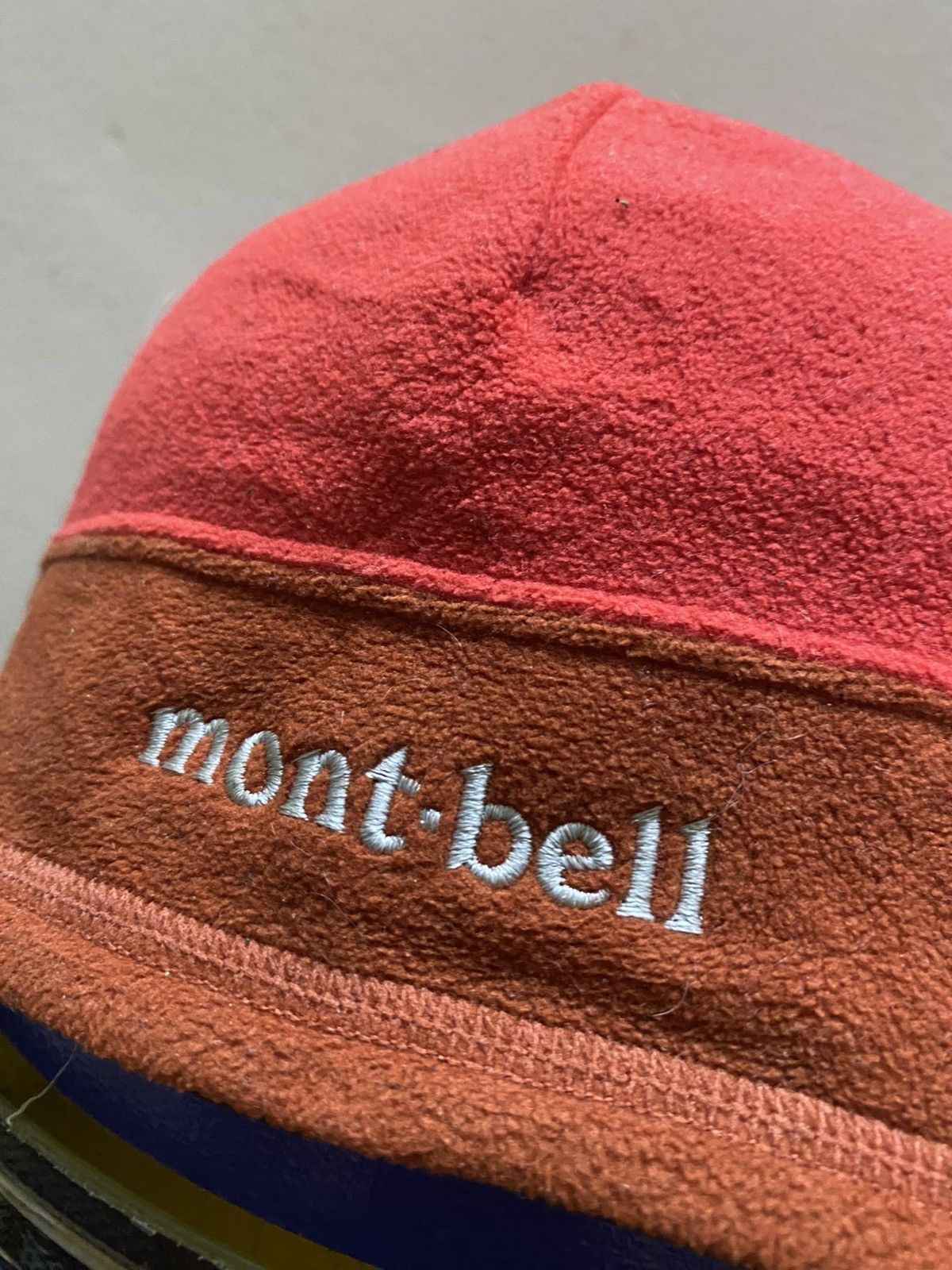 Montbell VINTAGE REVERSIBLE MONTBELL BEANIE WITH EAR COVER Size ONE SIZE - 2 Thumbnail
