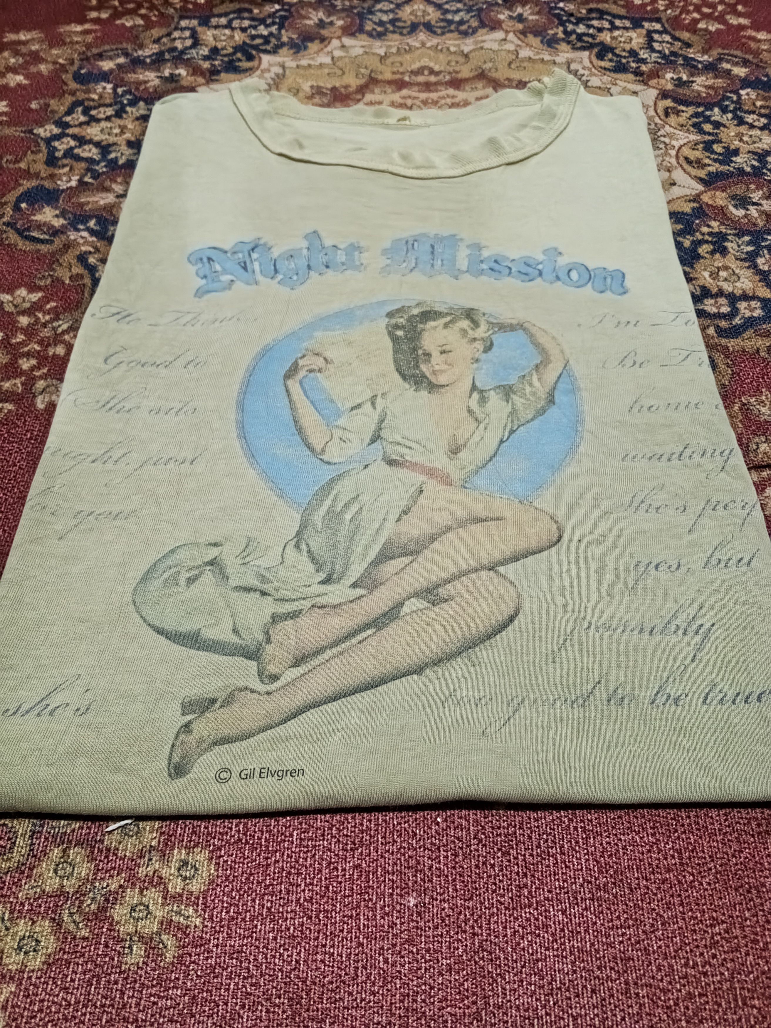 Buzz Rickson's 💥VERY RARE ITEM💥Night mission ©Gil Elvgren USAAF Green Size US M / EU 48-50 / 2 - 5 Thumbnail