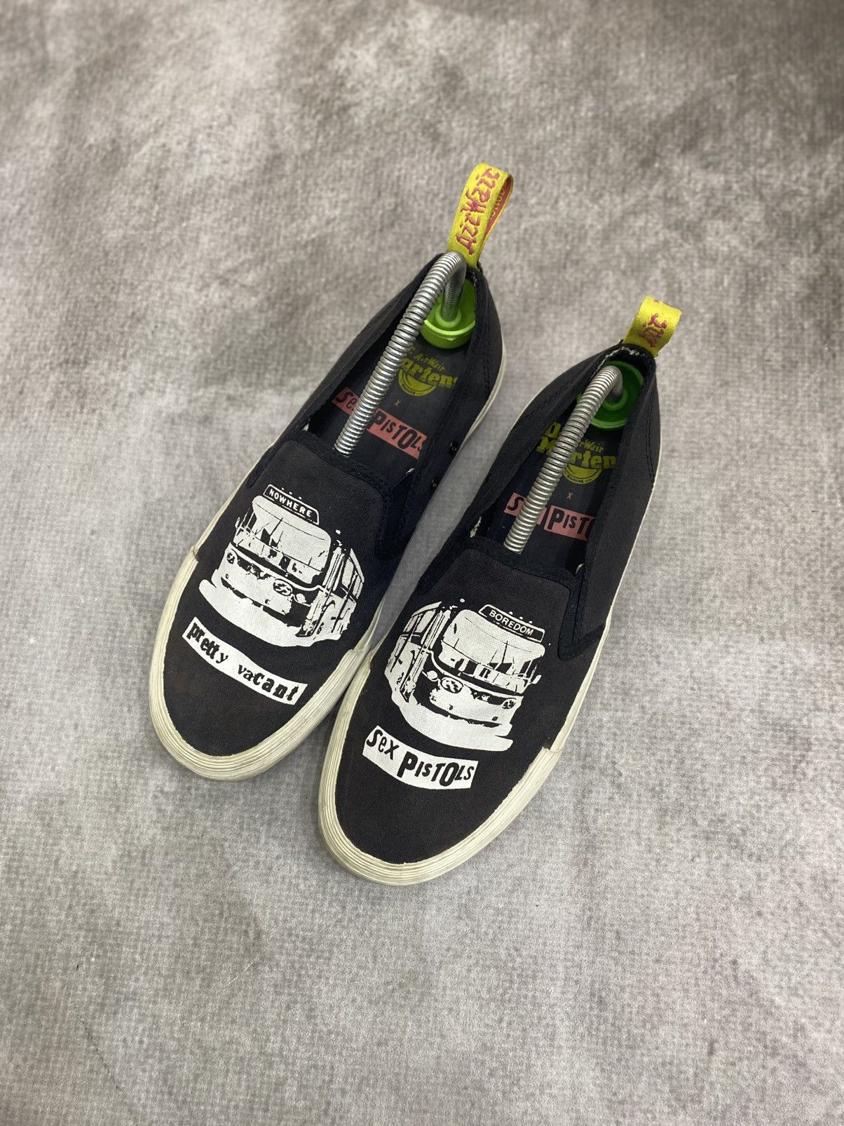 Dr. Martens Dr martens toomsey sex pistols black white Size US 6 / EU 39 - 1 Thumbnail