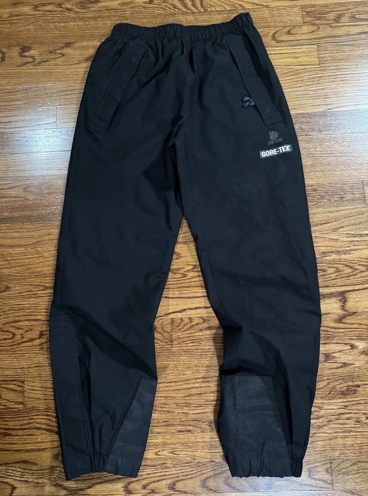 Goretex Vintage Alpine Design Gore-Tex Black / White Pants (Size S) Size US 30 / EU 46 - 2 Thumbnail
