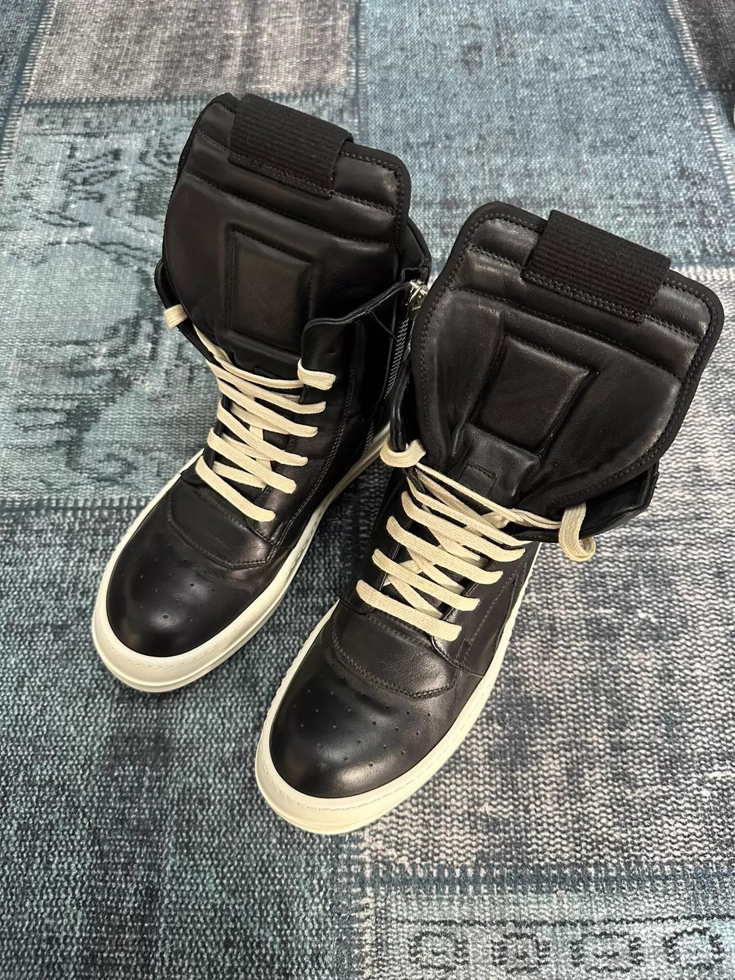 Rick Owens Rick Owens Reverse Triangle 38 Black Minimal Wear Size US 7.5 / IT 37.5 - 3 Thumbnail