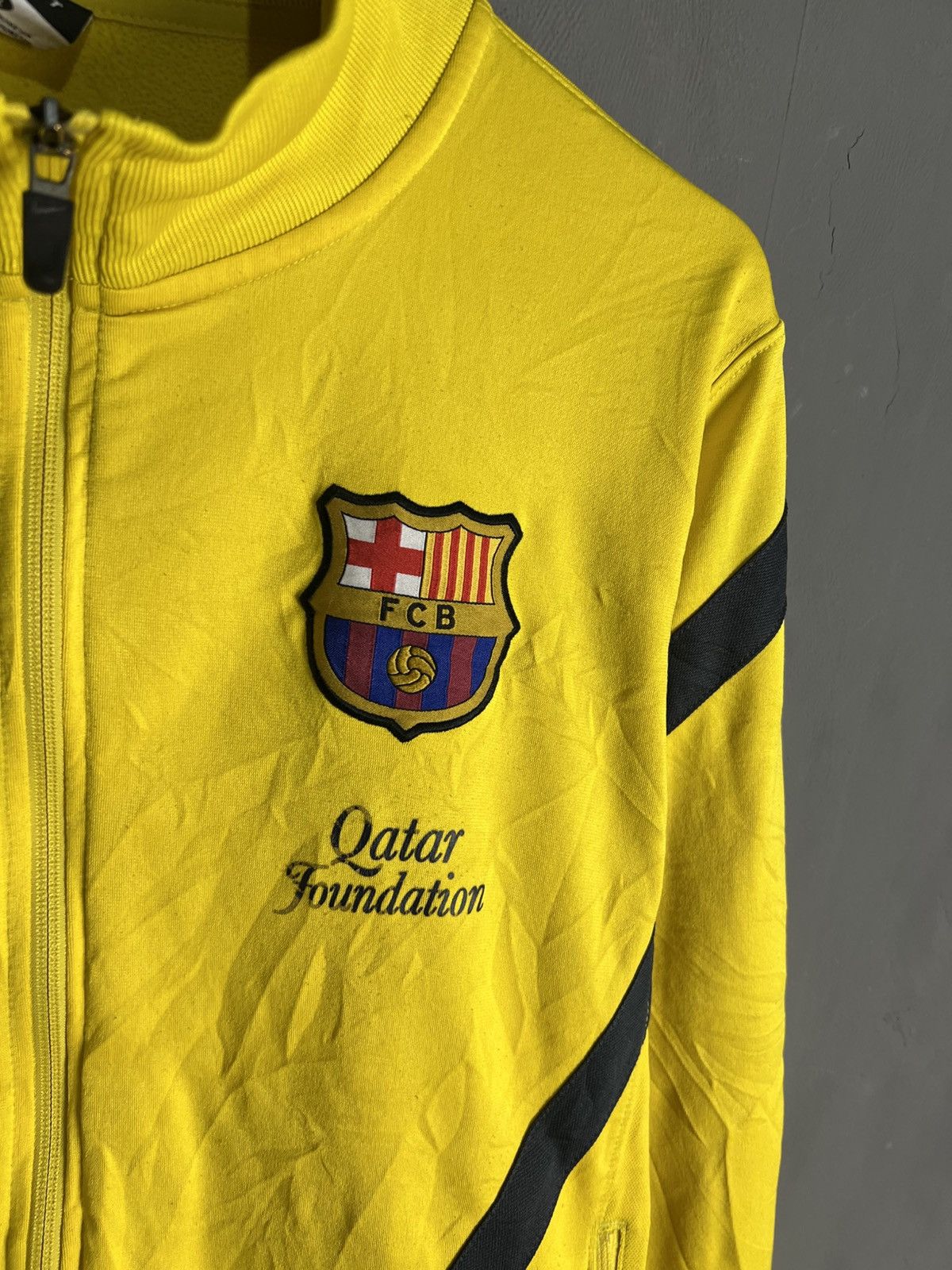 Nike Vintage Nike Barcelona Zip Hoodie Size US L / EU 52-54 / 3 - 3 Thumbnail