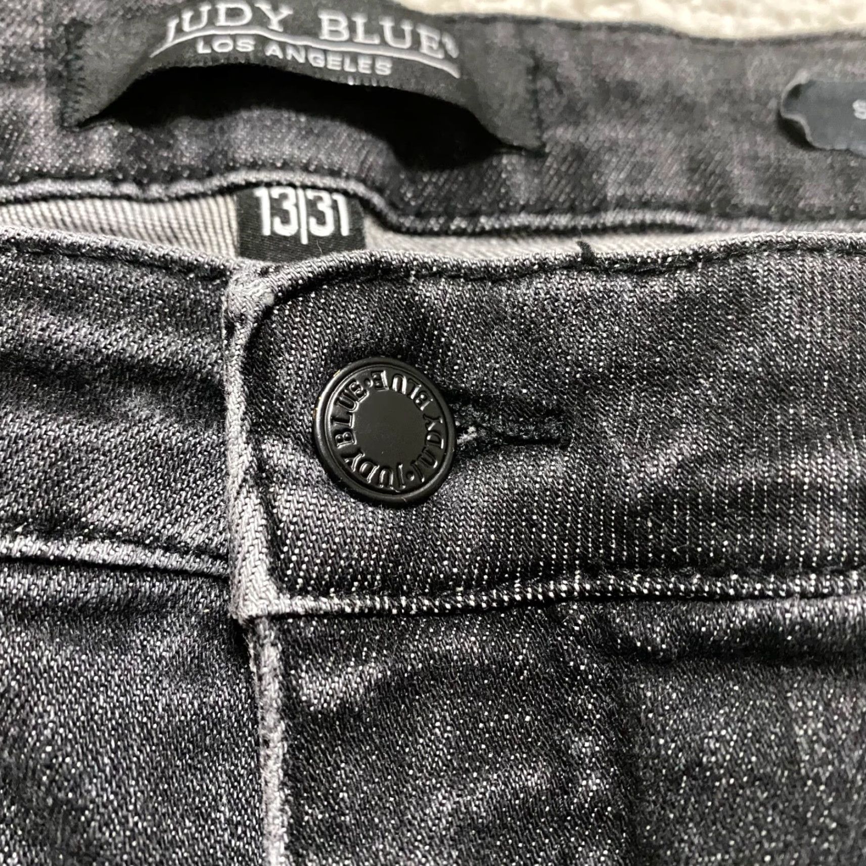 Vintage Judy Blue Jeans Womens 31 Black Denim Skinny High Rise 5-Pocket Classic Modern Skinny Style Mens? Womens? Size 24" / US 00 / IT 34 - 6 Thumbnail