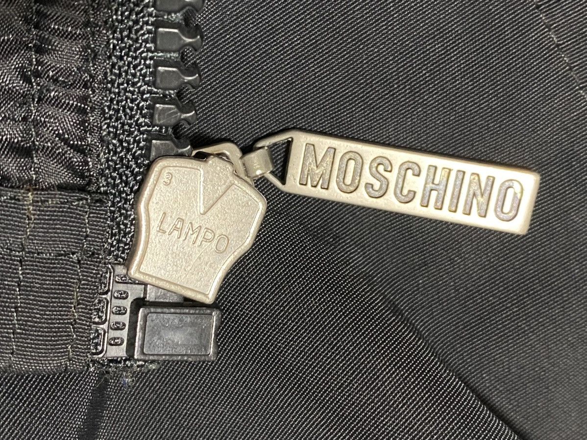 Moschino VINTAGE MOSCHINO WINDBREAKER JACKET Size US XL / EU 56 / 4 - 5 Thumbnail