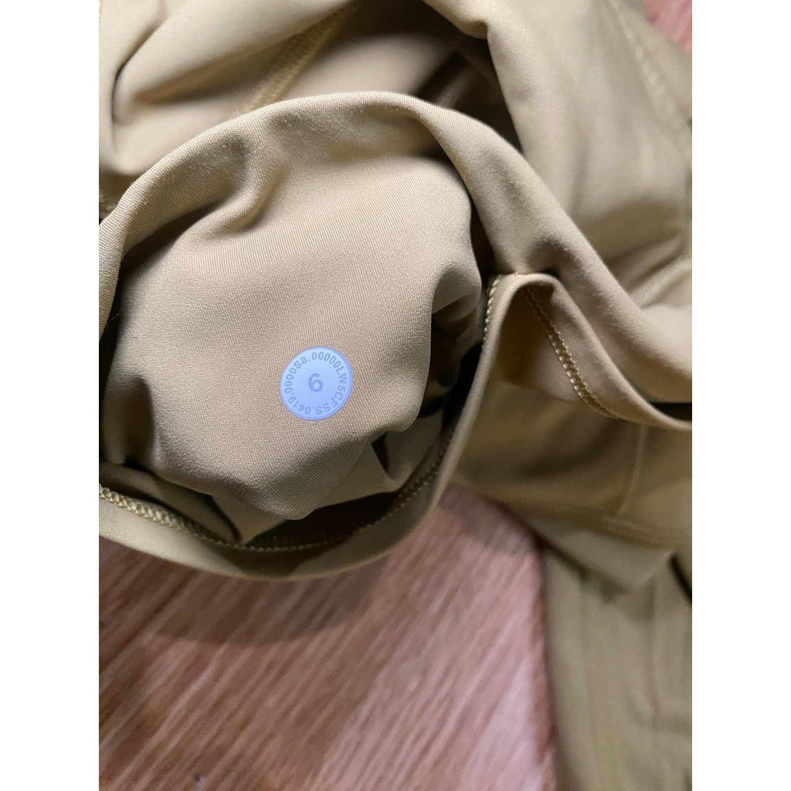 Other Lululemon legging size 6 - olive green new Size 26" / US 2 / IT 38 - 5 Thumbnail