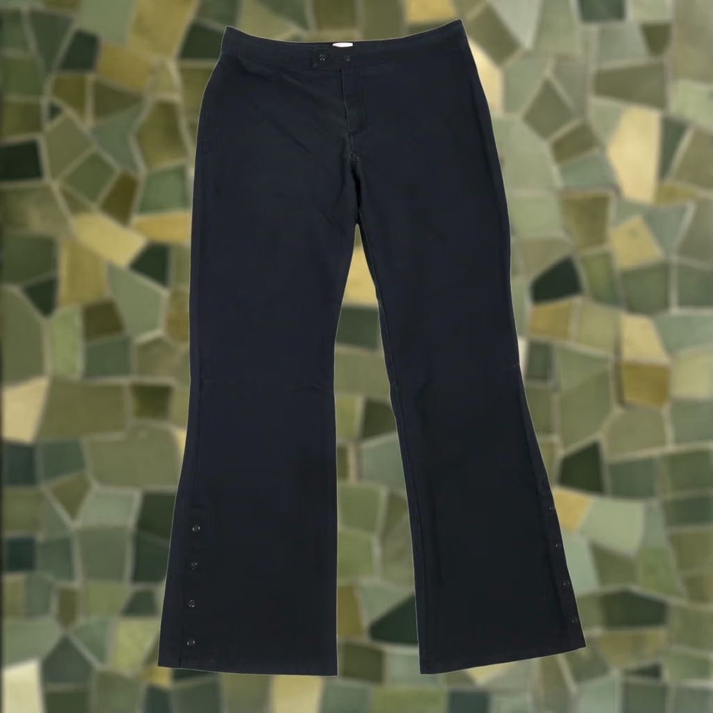 Gap VINTAGE Gap Black Mid Rise Bootcut Flare Pants Snaps Hem Women 10 Regular 31in Inseam 90s Casual Chino Size 32" / US 10 / IT 46 - 1 Thumbnail