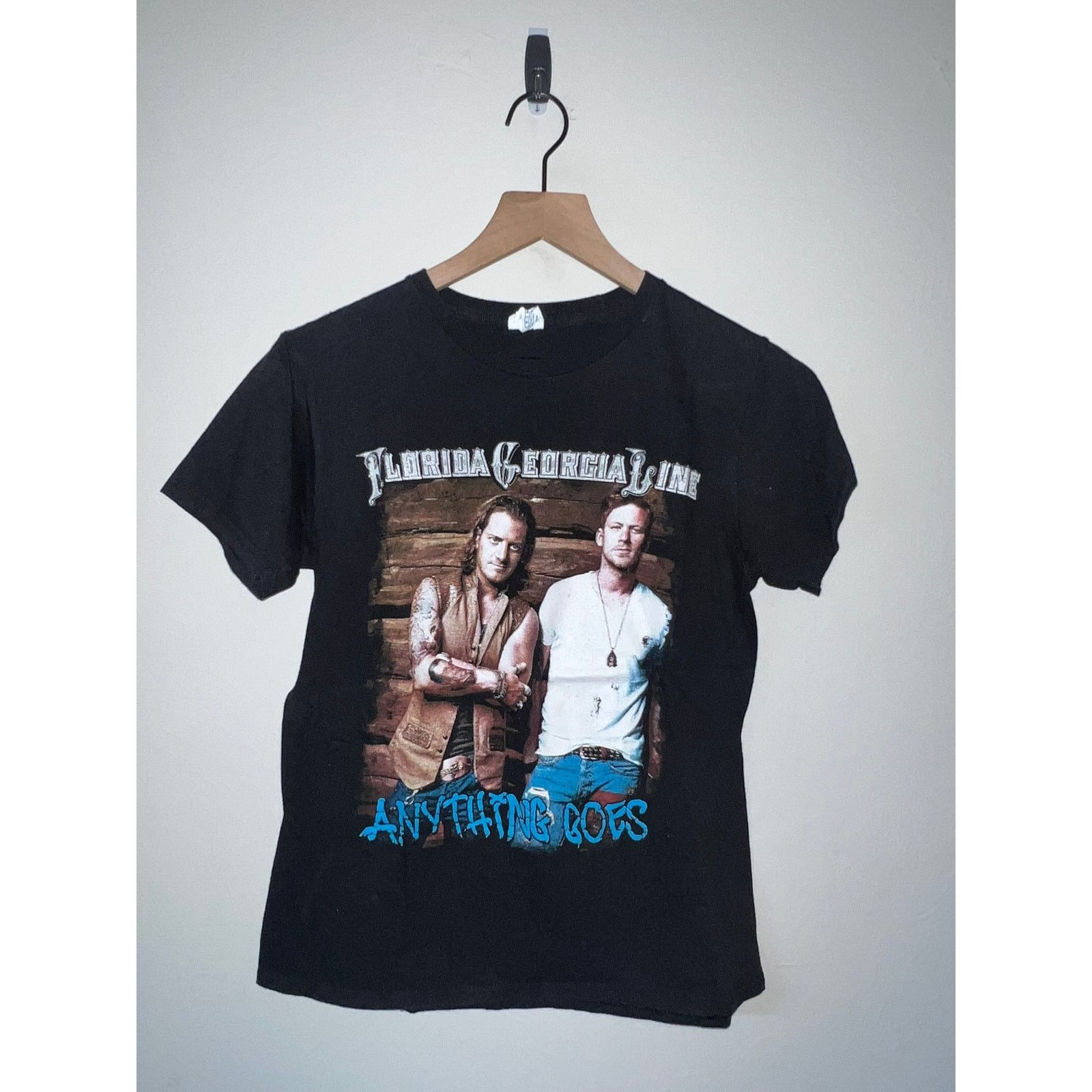 Gildan Womens Florida Georgia Line Tour Shirt Anything Goes Tee M Size M / US 6-8 / IT 42-44 - 1 Thumbnail