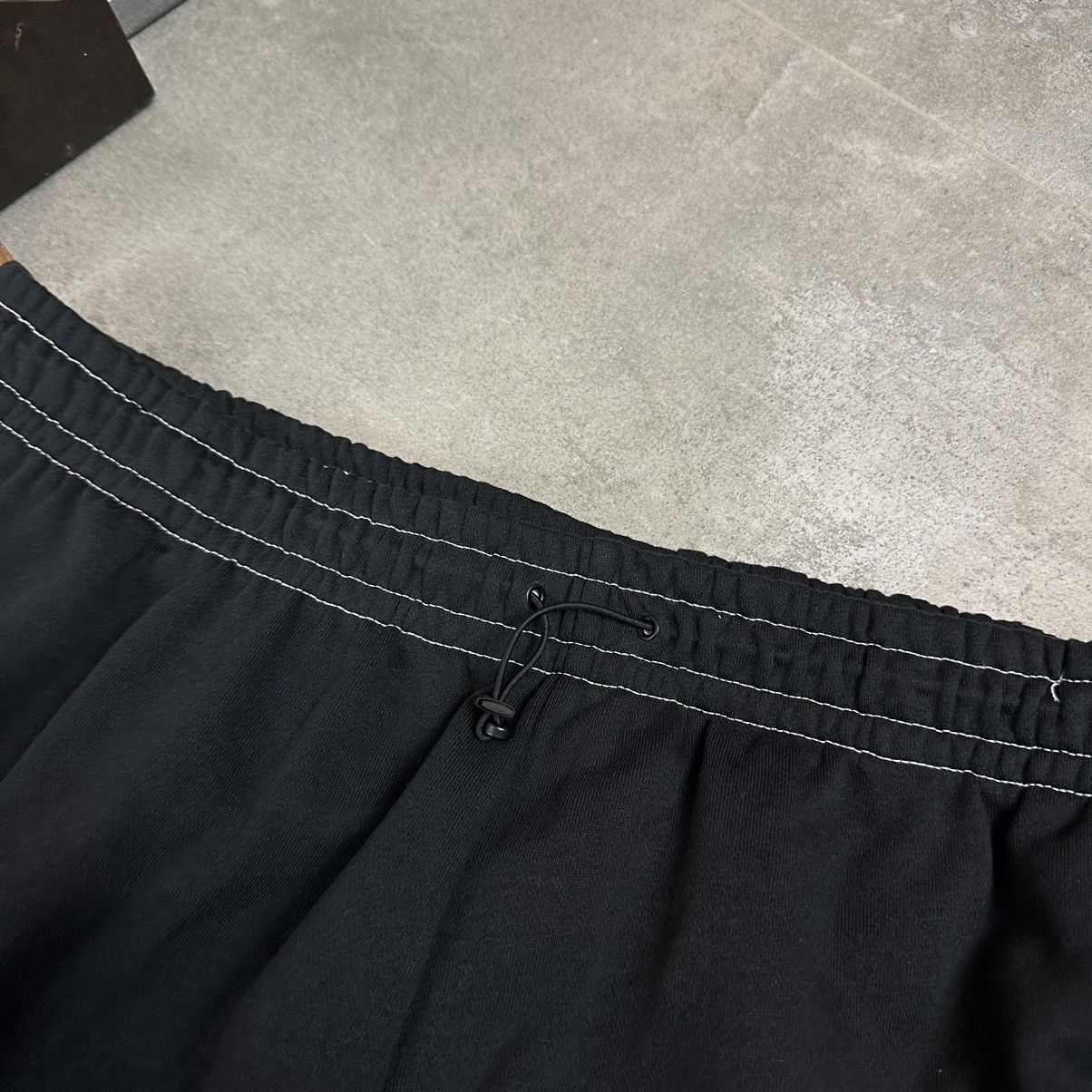 Nike Nike jogger pants swoosh black XL streetwear Size US 36 / EU 52 - 3 Thumbnail