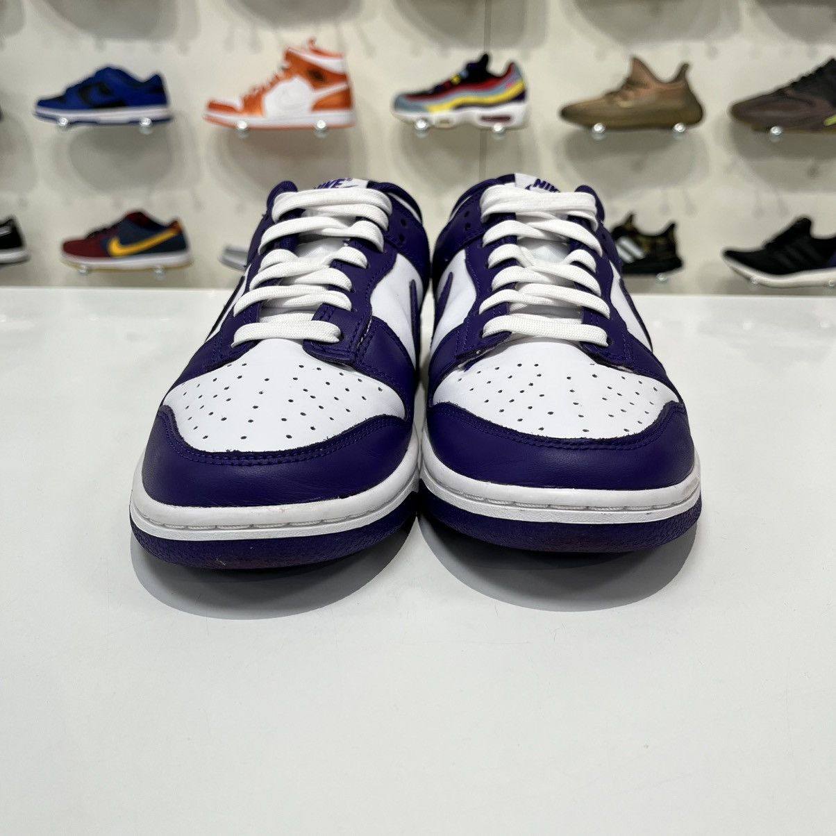 Nike Nike Dunk Low Championship Court Purple Size US 8 / EU 41 - 8 Thumbnail