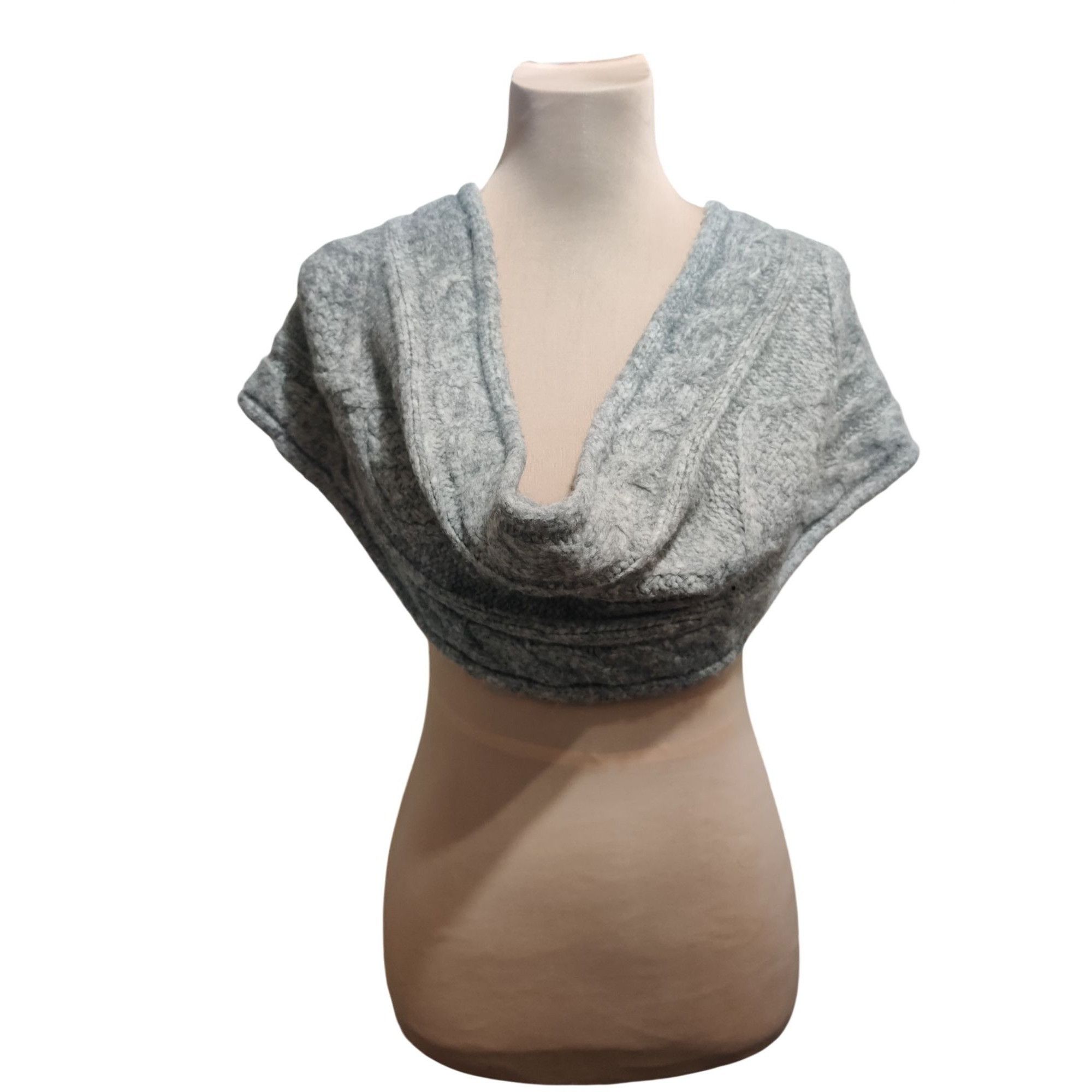 Old Navy Old Navy Gray Cable Knit Infinity Scarf Cozy Chunky Soft War Size ONE SIZE - 10 Thumbnail