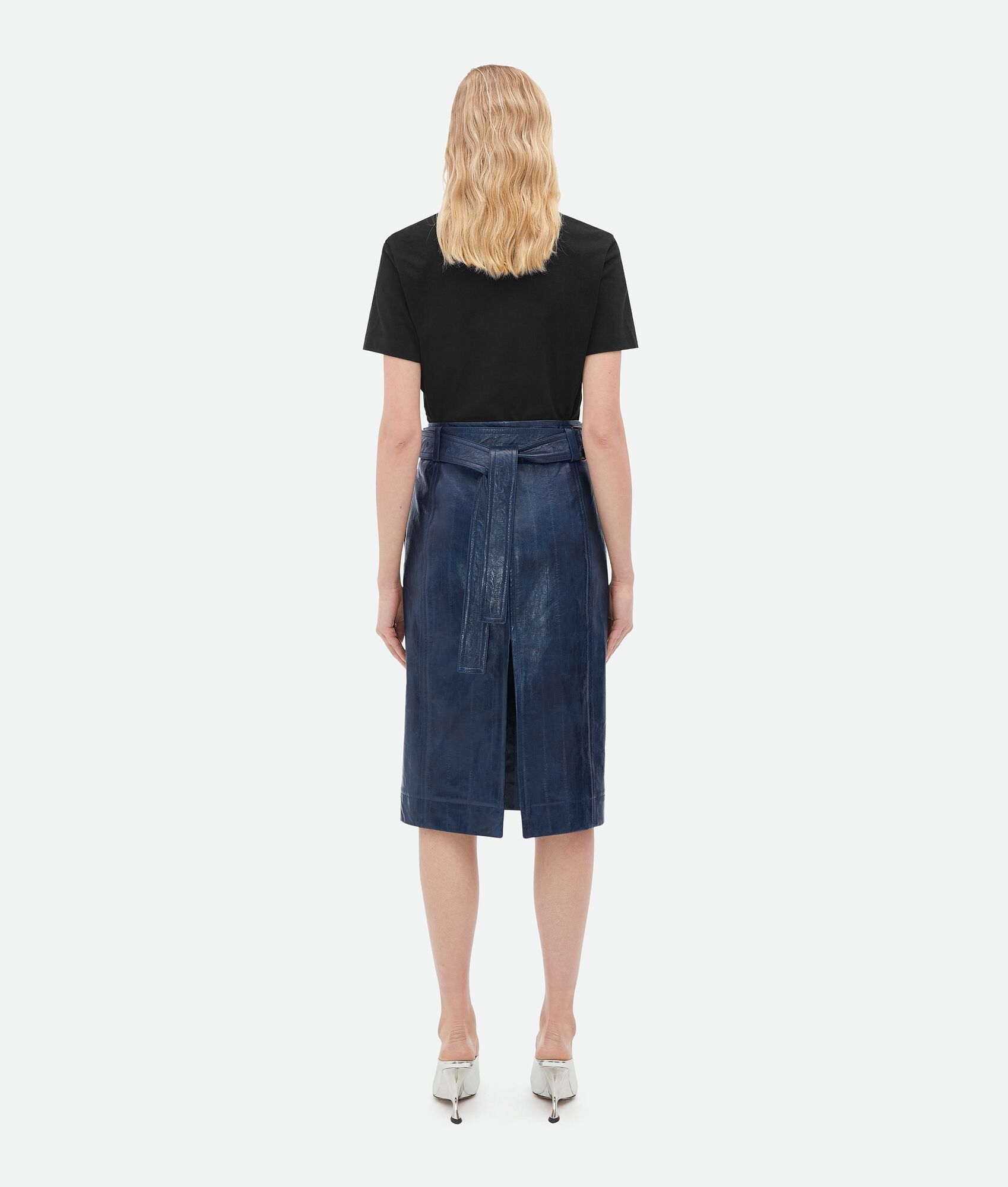 Bottega Veneta o1n1vont0325 Embossed Leather Midi Skirt in Mistral Size 26" / US 2 / IT 38 - 3 Thumbnail