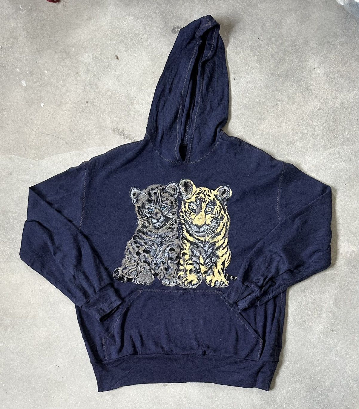 Japanese Brand VINTAGE LION & CAT HOODIE Size US L / EU 52-54 / 3 - 1 Thumbnail