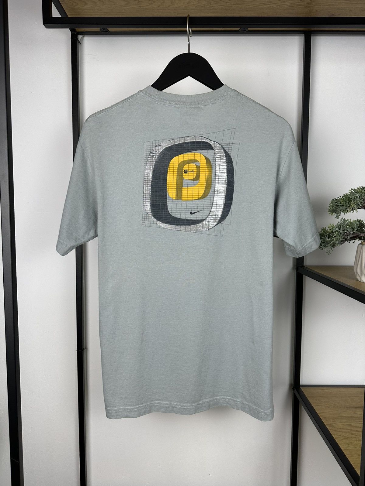 Nike Vintage Nike Presto Centr Swoosh T-Shirt Big Logo Y2K Drill Size US S / EU 44-46 / 1 - 1 Thumbnail