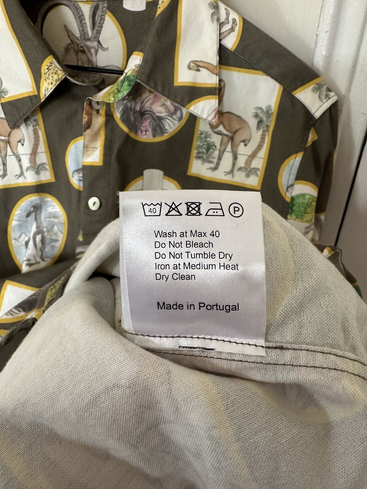 Phipps Extinct Animals Shirt Size US M / EU 48-50 / 2 - 5 Thumbnail