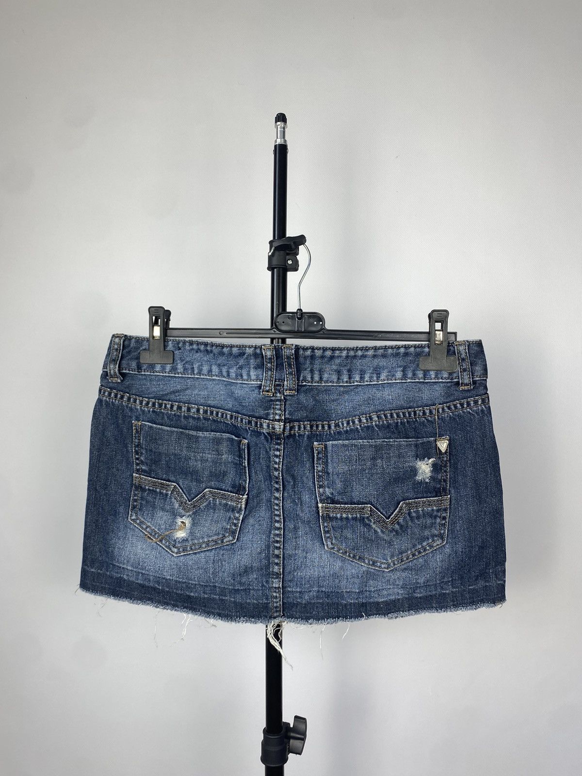 Guess × If Six Was Nine × Vintage MINI DENIM SKIRT JAPANESE STYLE 2000s Size 34" / US 12 / IT 48 - 6 Thumbnail