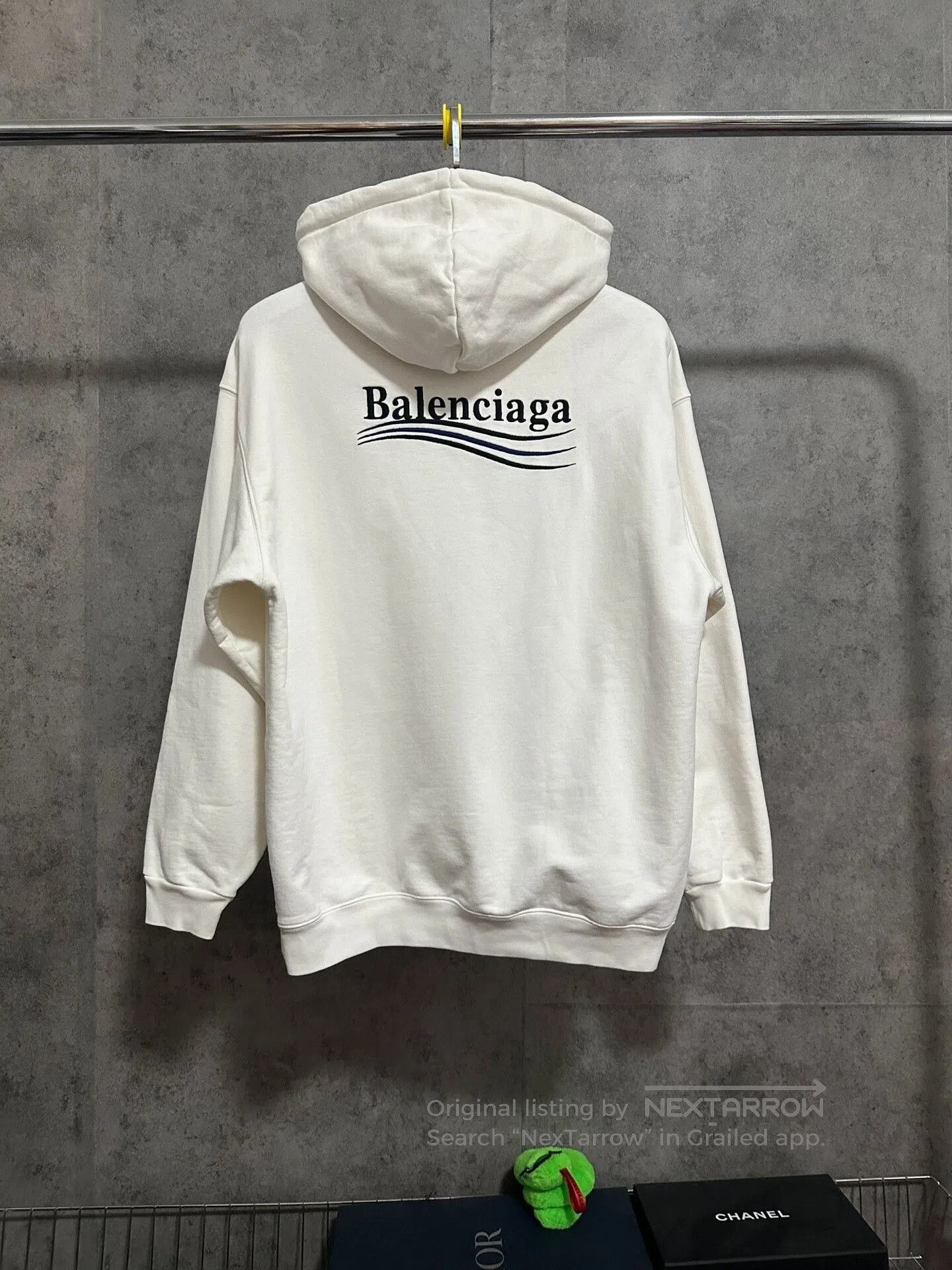 Balenciaga balenciaga white logo hoodie for men. Size US M / EU 48-50 / 2 - 4 Thumbnail