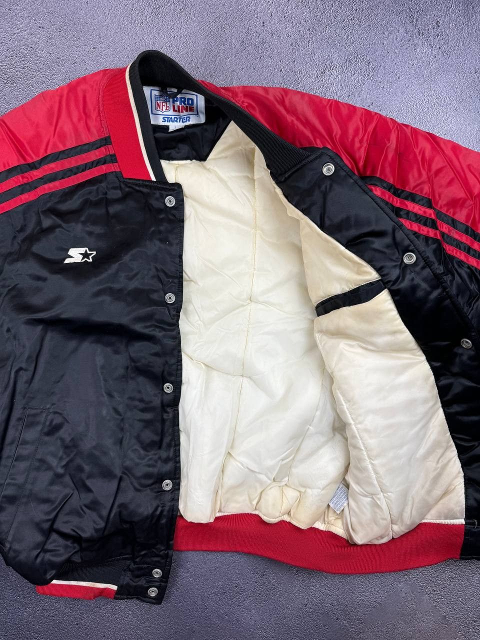 NFL NFL Pro Line Starter Buccaneers Jacket Vintage Bomber Size US L / EU 52-54 / 3 - 8 Thumbnail