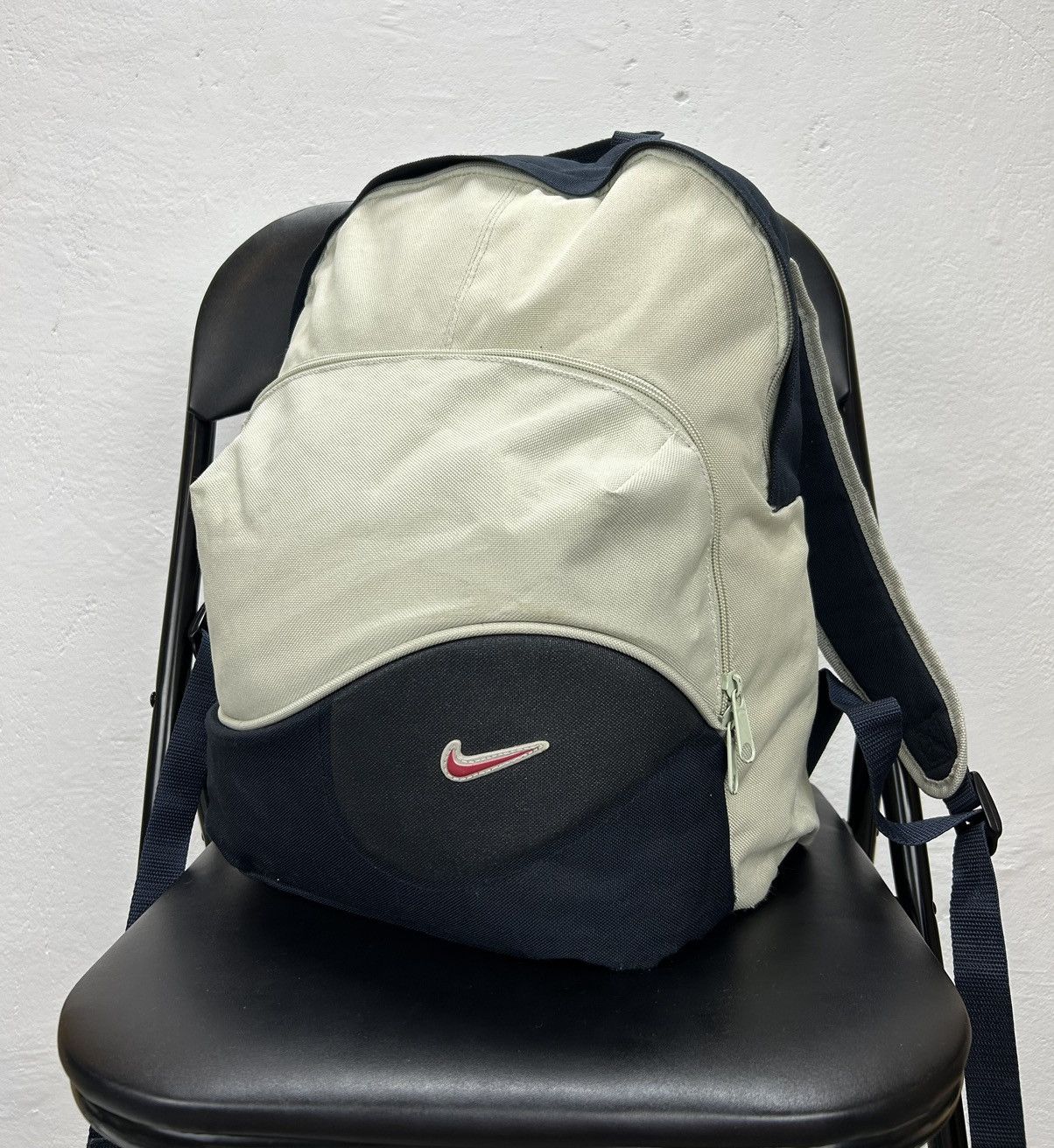 Vintage Nike Vintage Backpack Size ONE SIZE - 1 Thumbnail